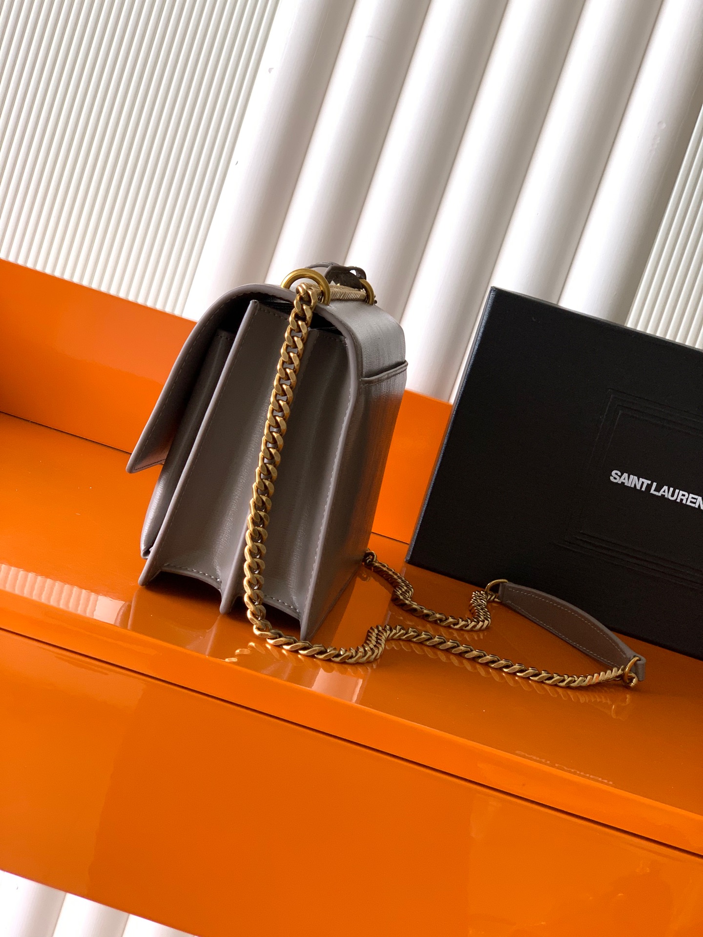 独家背景 灰牙签纹/金 日落バッグ 高品質正規品