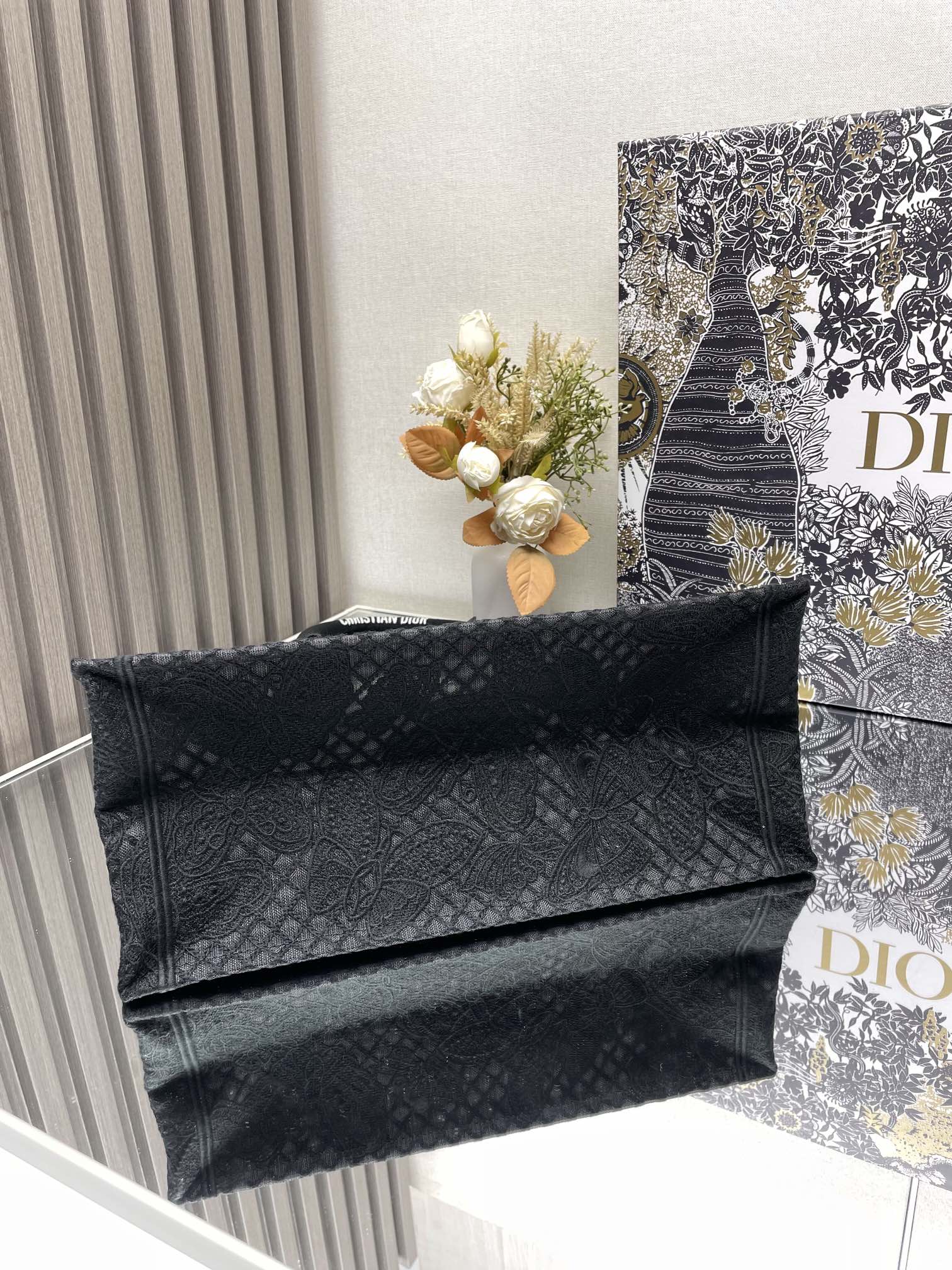 Dior 专柜款经典手袋 6