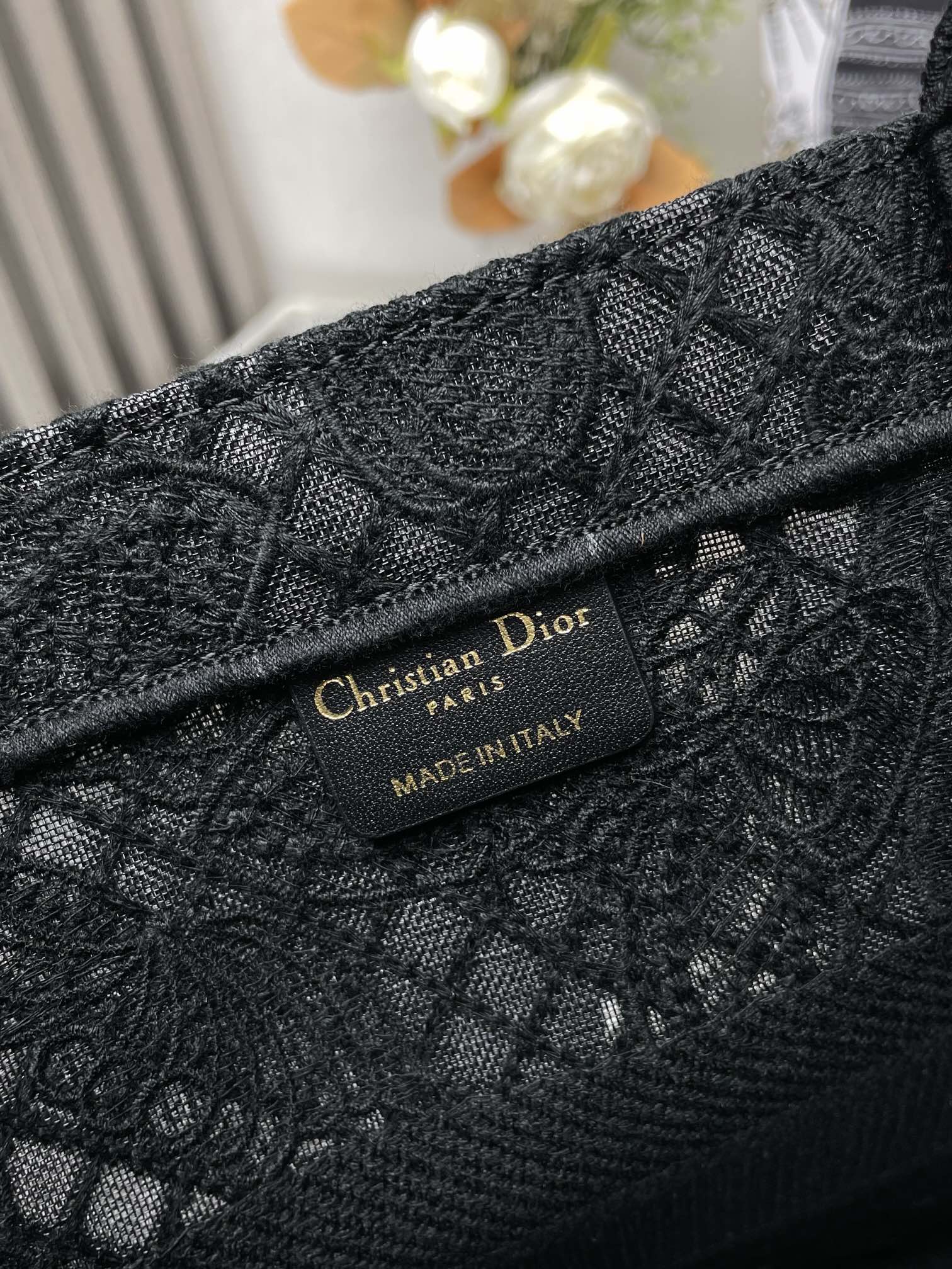 Dior 专柜款经典手袋 8