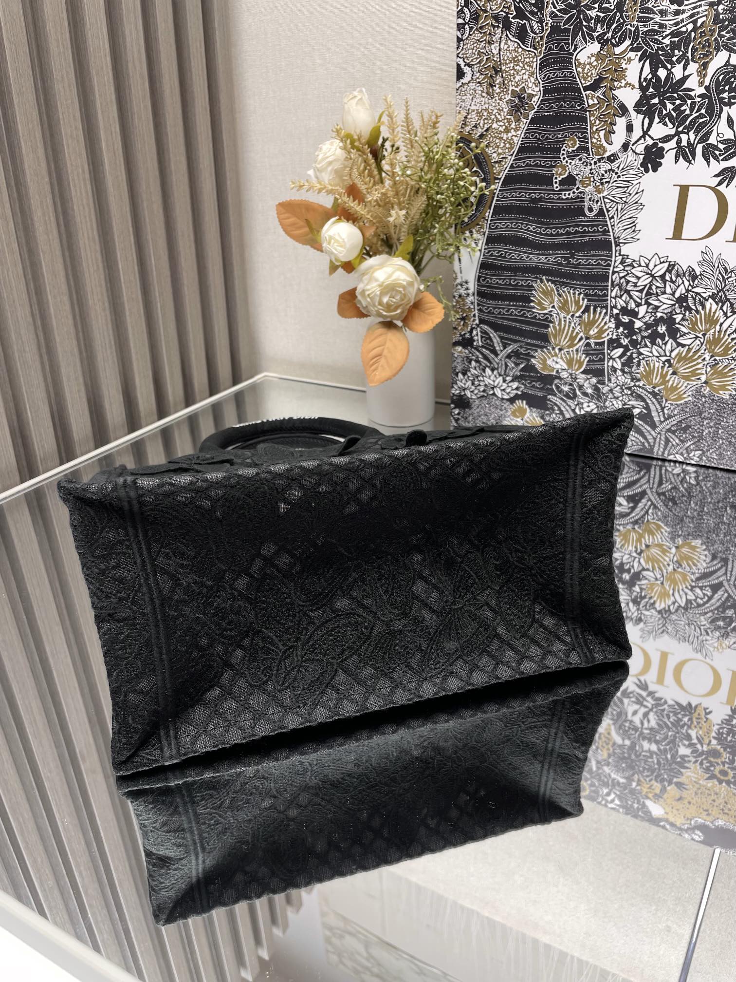 Dior 专柜款经典手袋 6