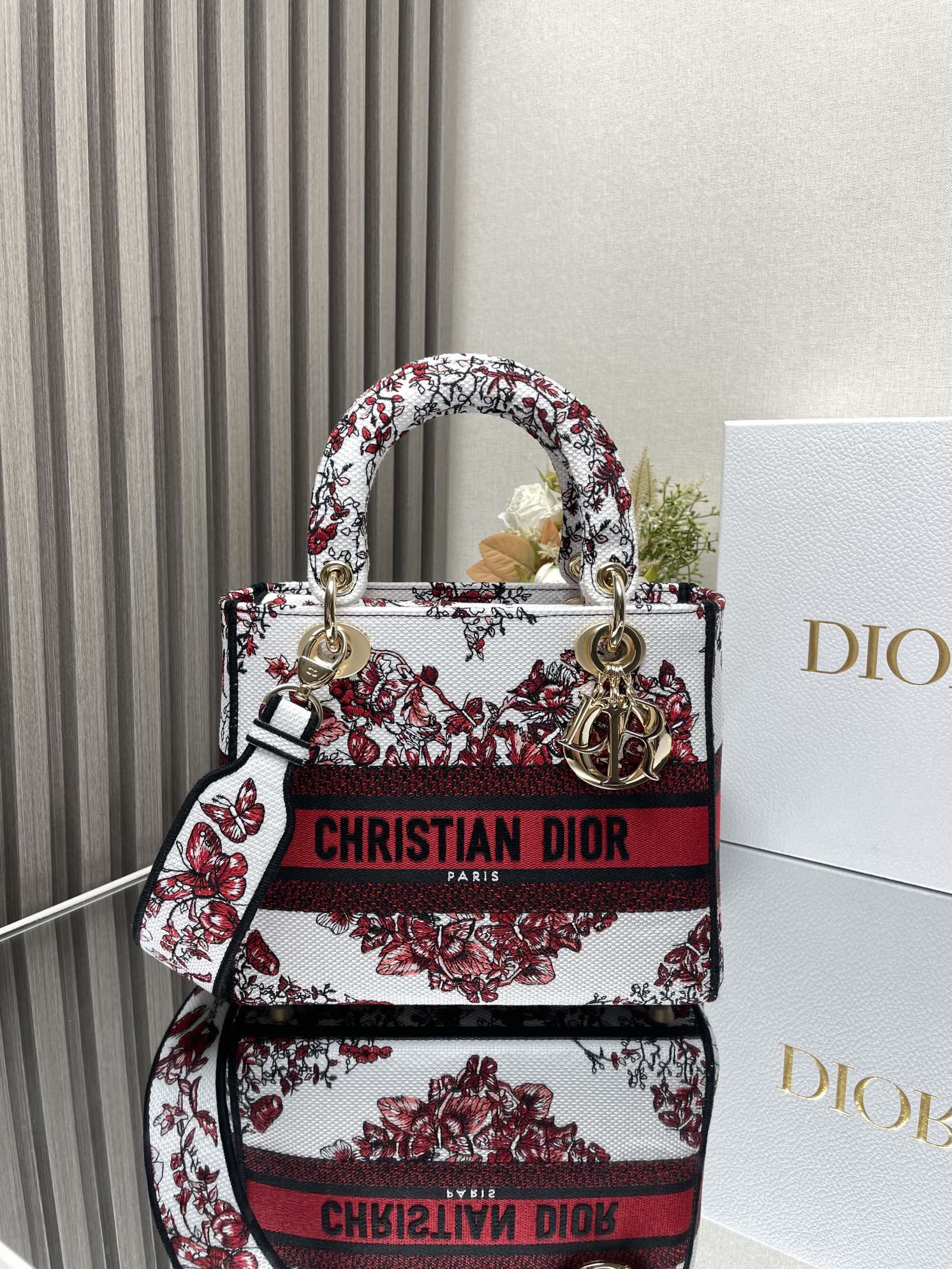 Dior Lady Taschen Handtaschen Umhängetaschen  & Schultertaschen Beste Designer -Replik
 Stickerei Fashion