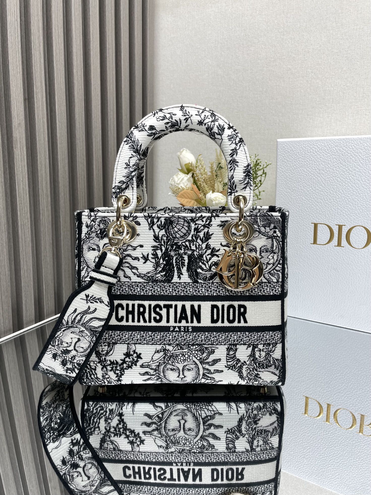 Dior Lady AAA
 Taschen Handtaschen Umhängetaschen  & Schultertaschen Weiß Stickerei Fashion