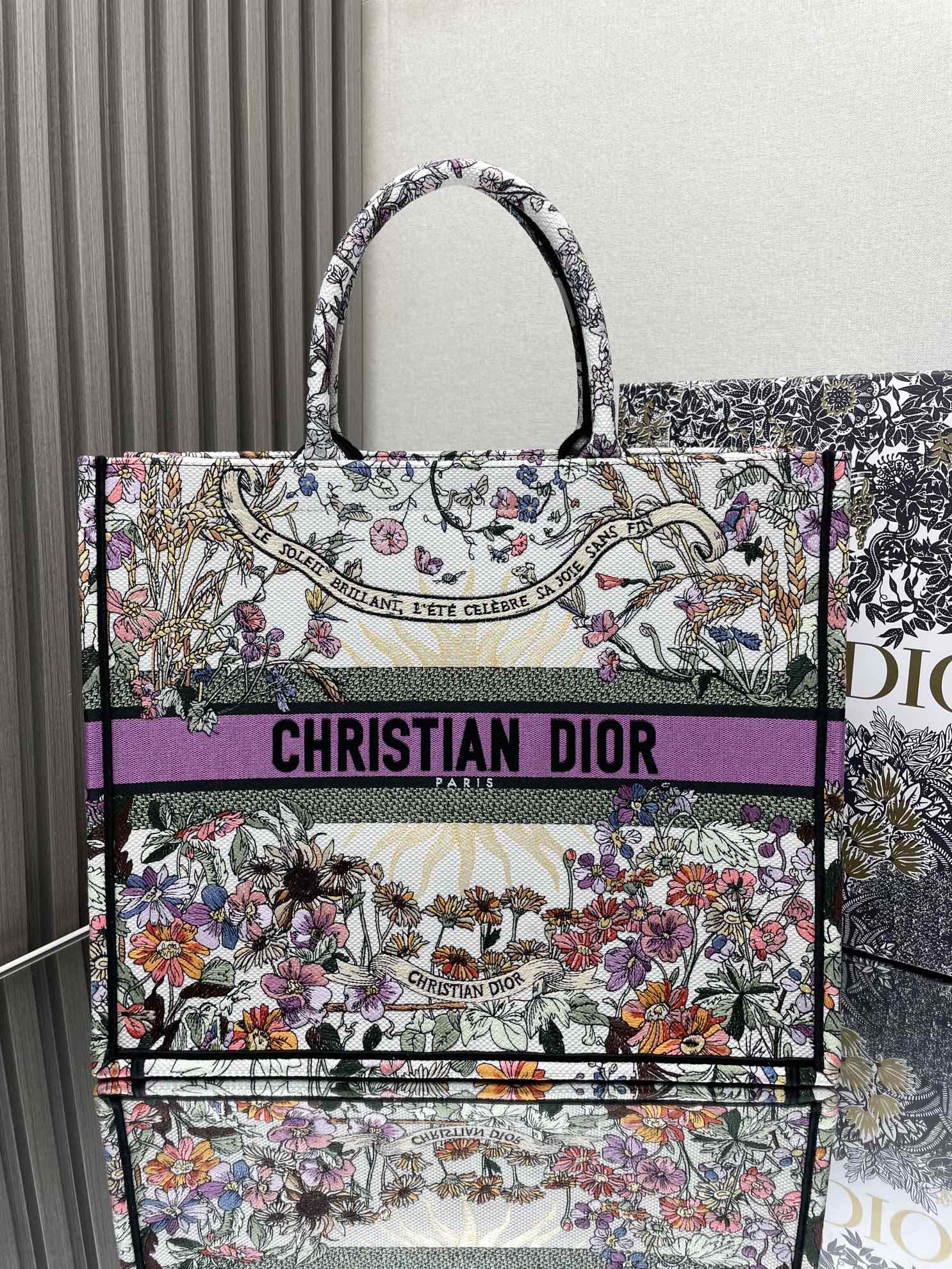 Dior Book Tote Sacs À Main Sacs Cabas Broderie de fleurs Série d’été Fashion