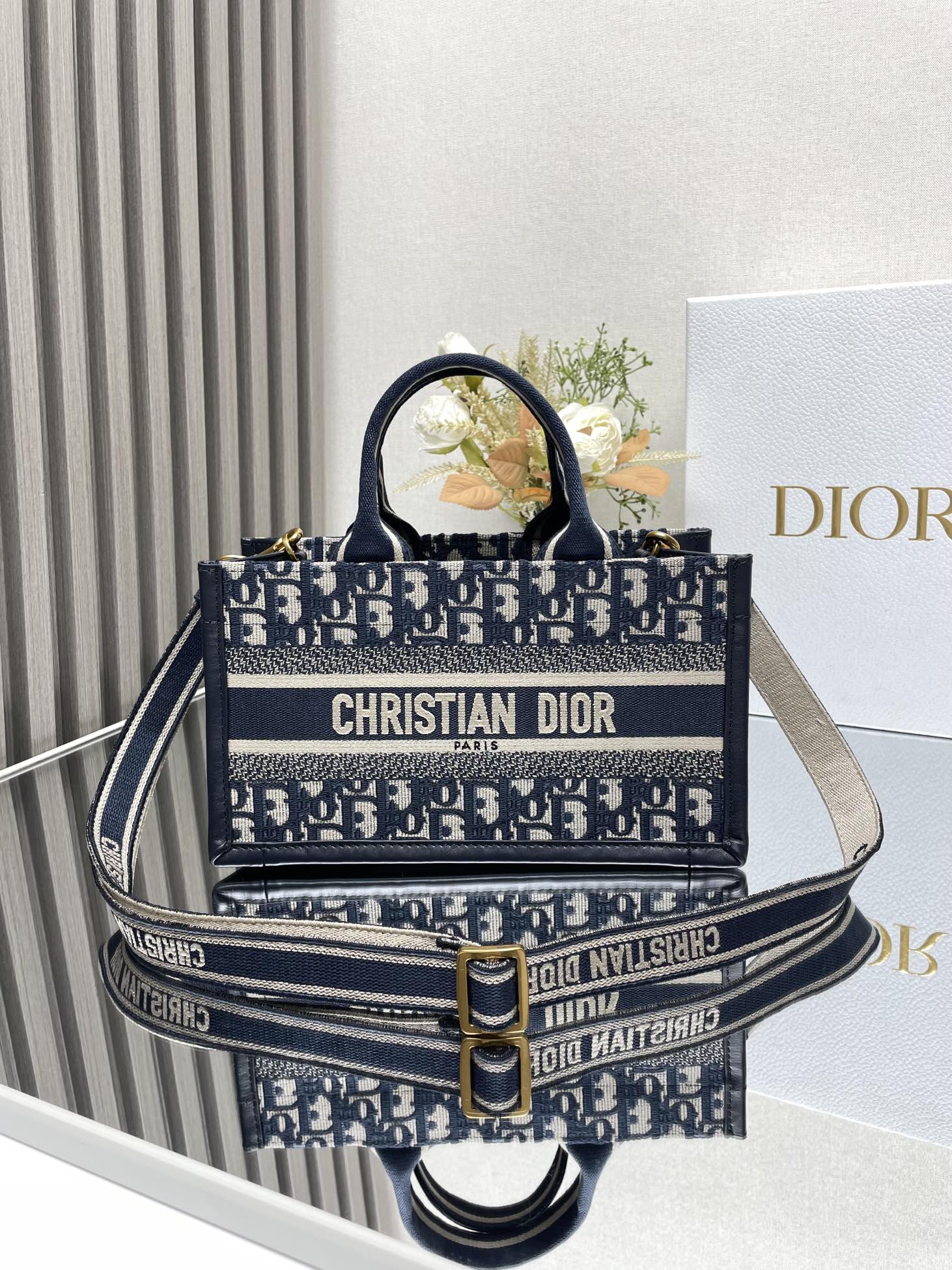 NO:209238,000520 Dior Mini BOOK TOTE Handbag (with shoulder strap) 