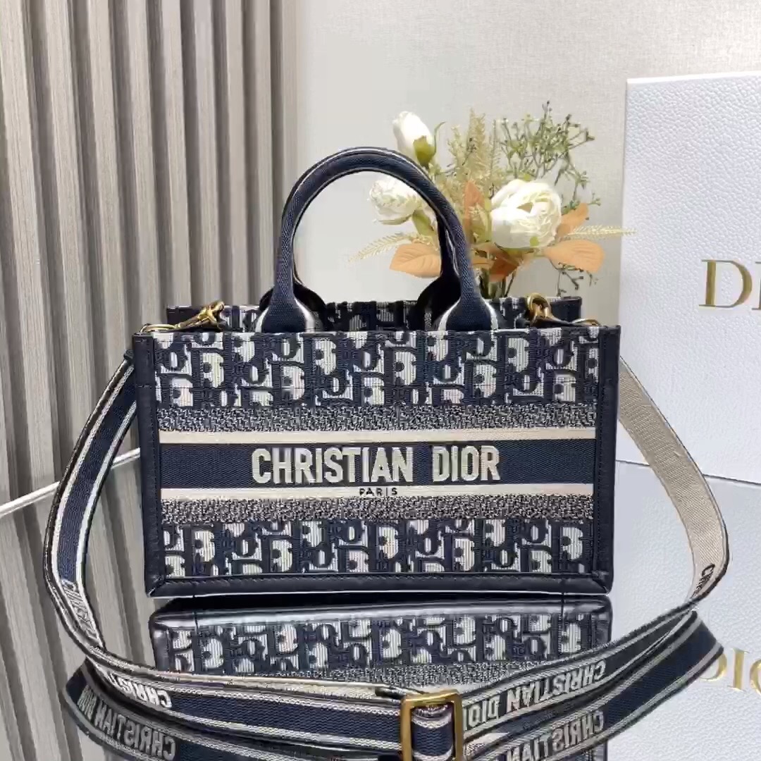 Nuevo modelo con correa mini