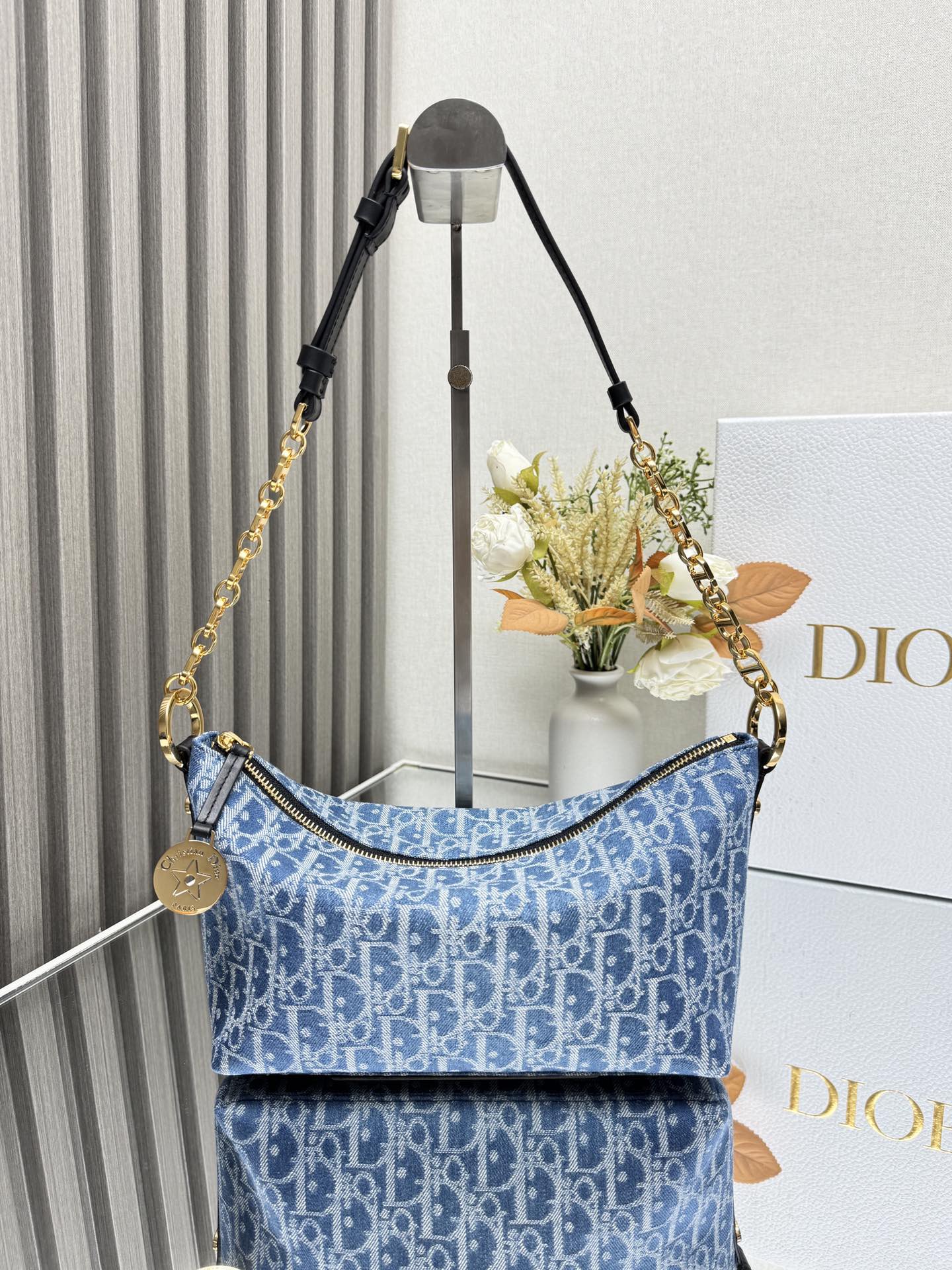 NO:209202,000430 DiorstarHobo Chain Handbag 