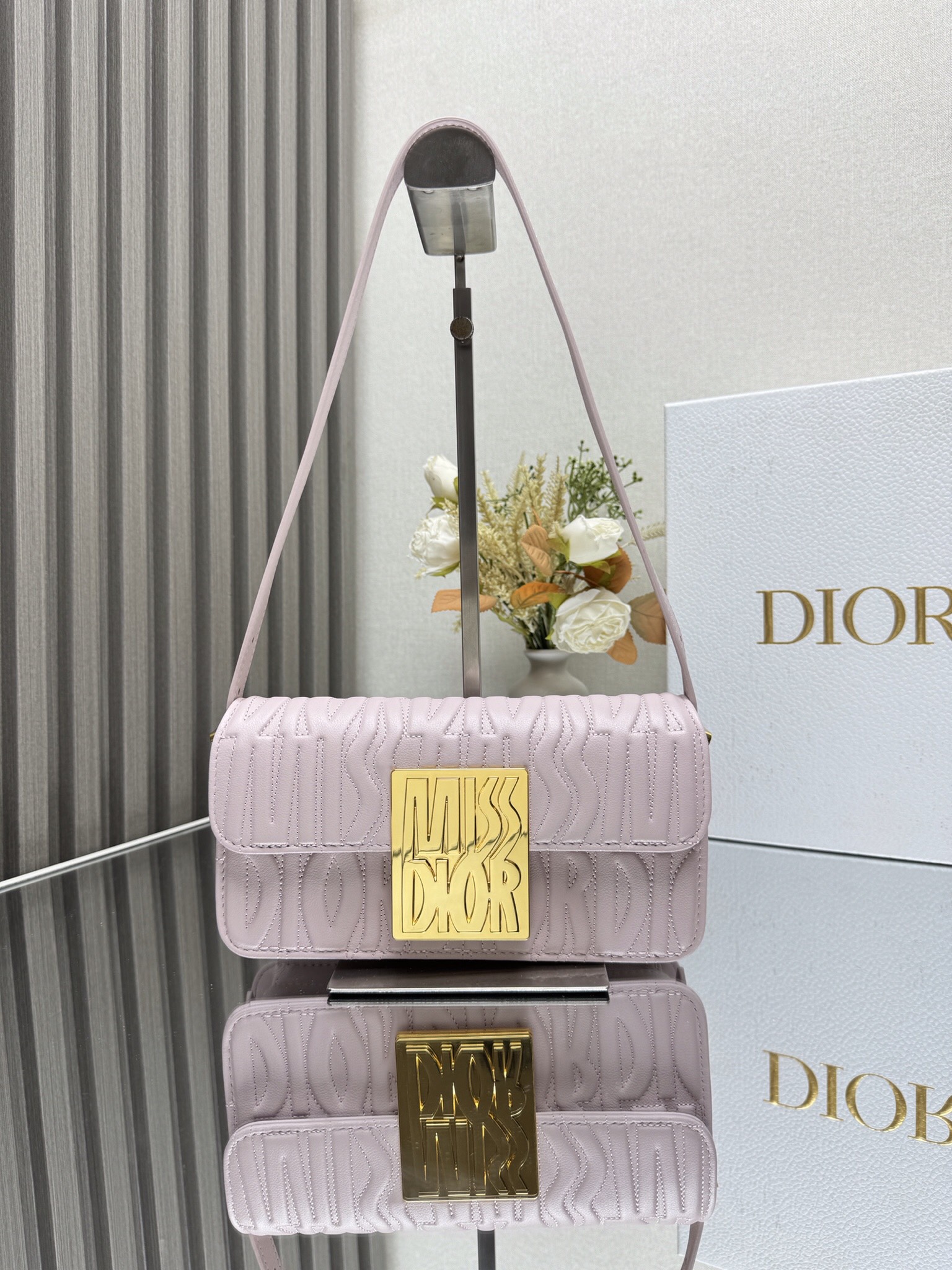 Dior Bolsos de mano Oro Rosa retro Cuero de vaca Colección otoño – invierno Vintage