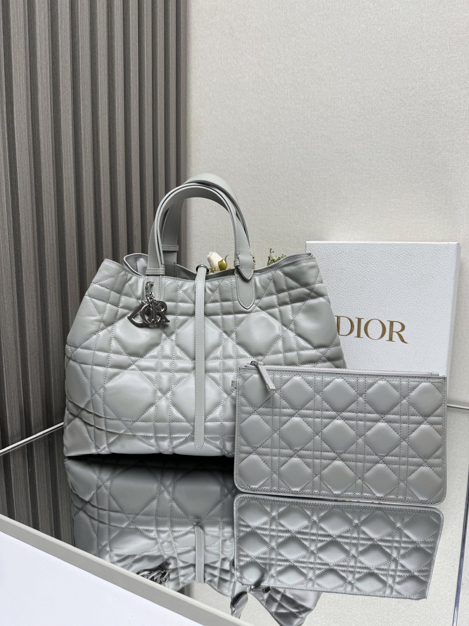 Dior Sacs À Main Noir Gris Cuir de vache Collection printemps – été Peu importe