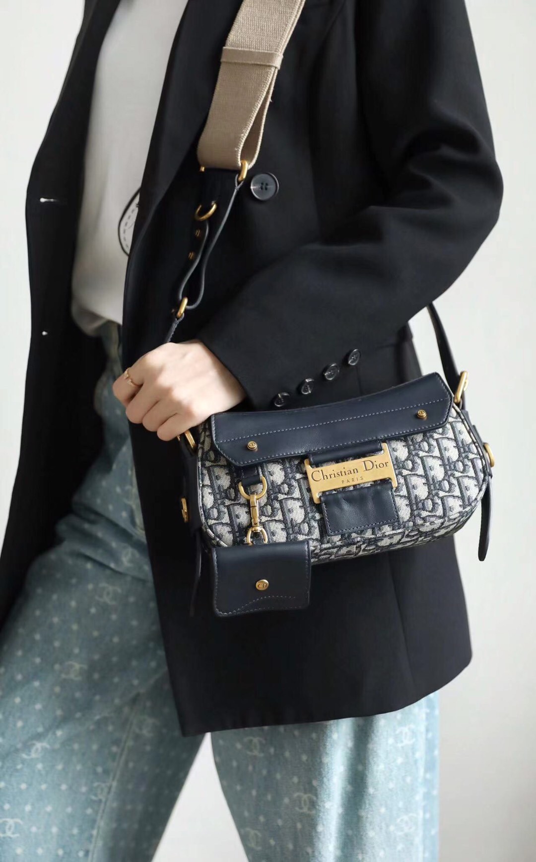 NO:659351,New 3913 model upper body picture, Dior, dior19860909新款3913模特上身图,迪奥,dior,Bag