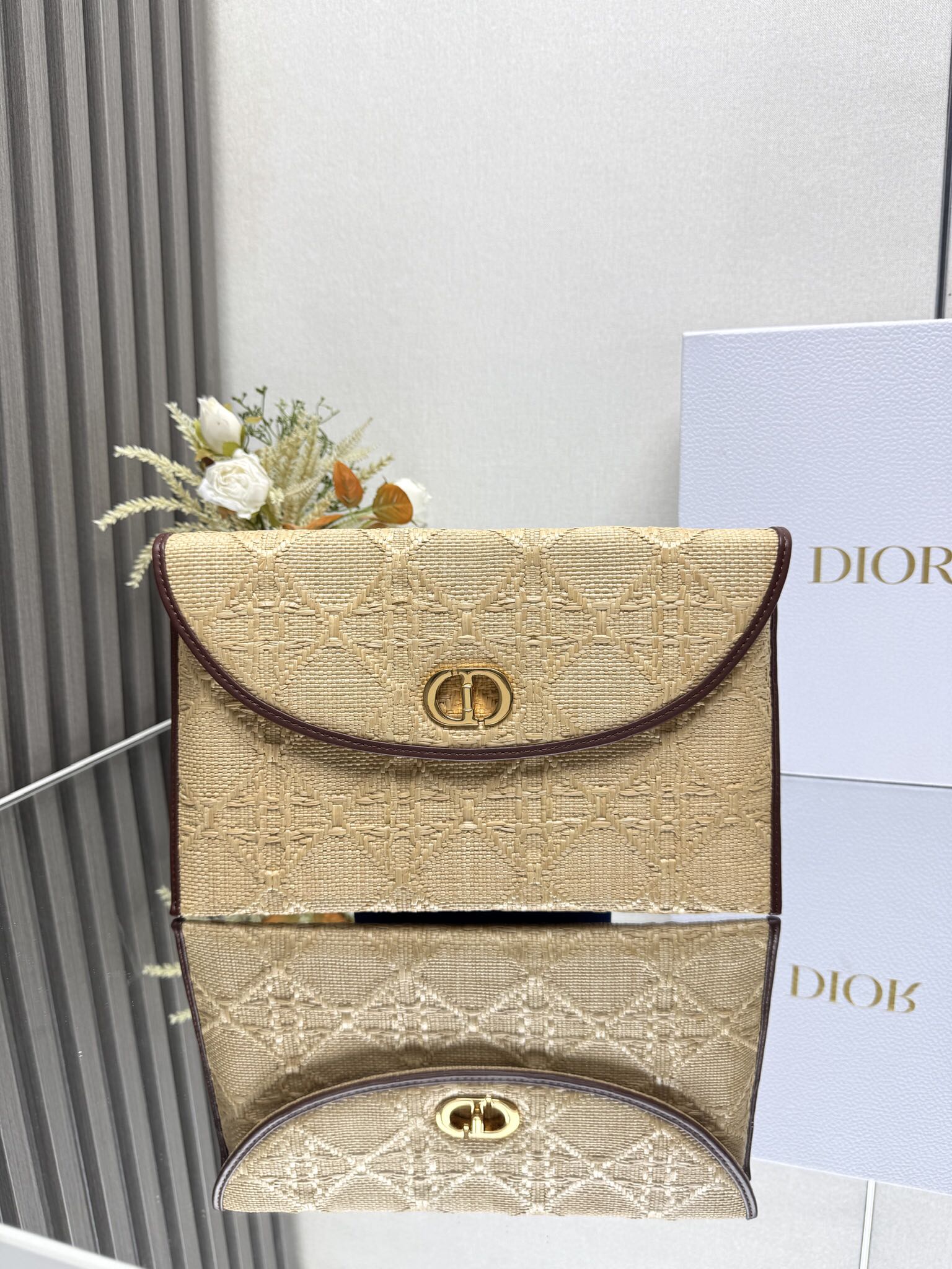 NO:387611,Hot products arrive Dior New Dior 30 Montaigne Avenue Flip Cuff Cuffet Braid Size30x18.2x2cm 000350, Dior, dior, dior19860909爆款到货 迪奥 新款 Dior 30 Montaigne Avenue 翻盖手包 编织 Size30x18.2x2cm 000350,迪奥,dior,dior,Bag