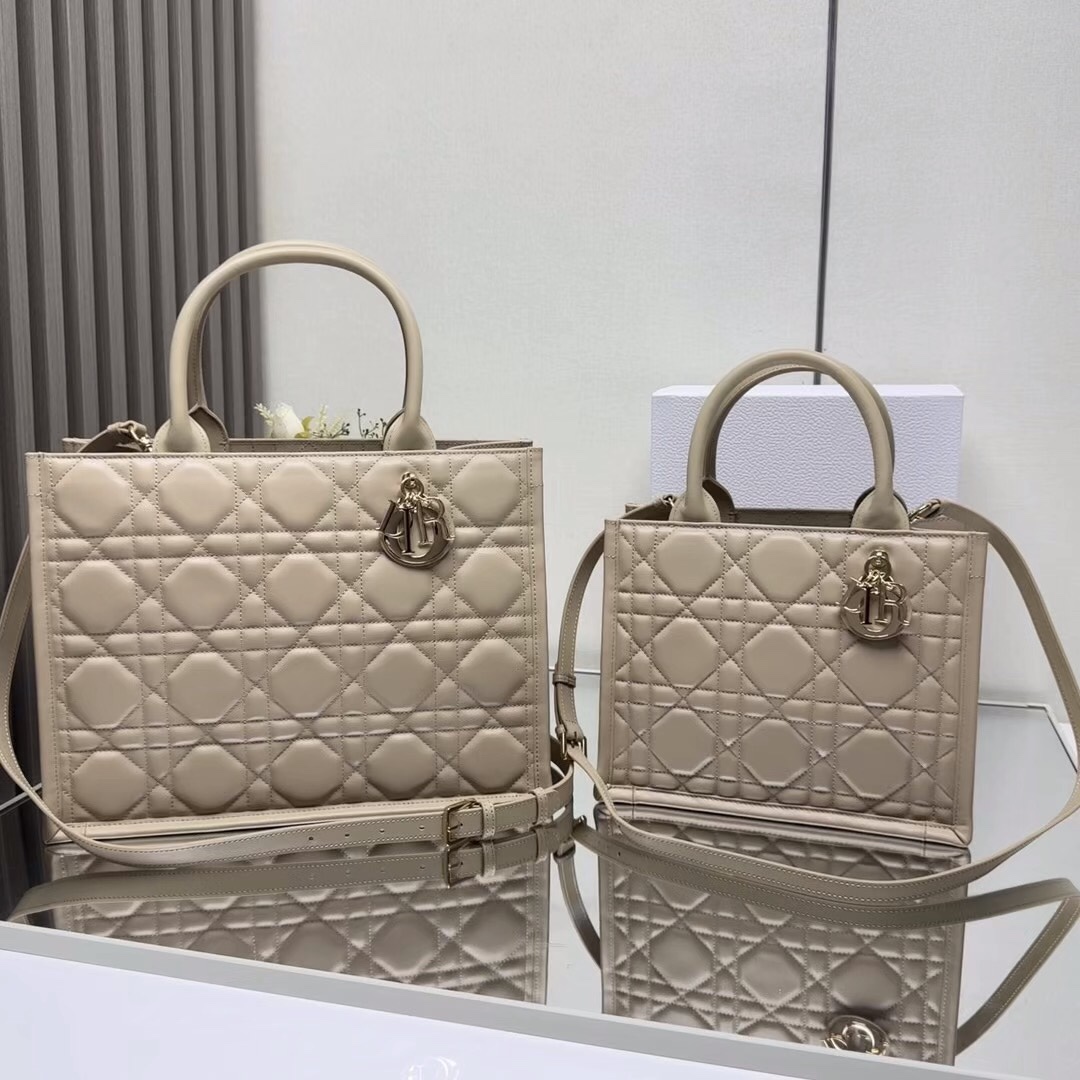 Vídeo de bolsa de compras albaricoque tamaño pequeño y mediano.