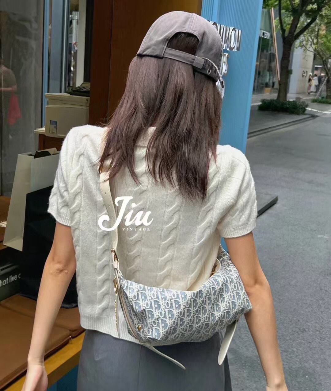 NO:387678,2416.2417 Model upper body picture, Dior, Dior198609092416.2417模特上身图,迪奥,dior,Bag