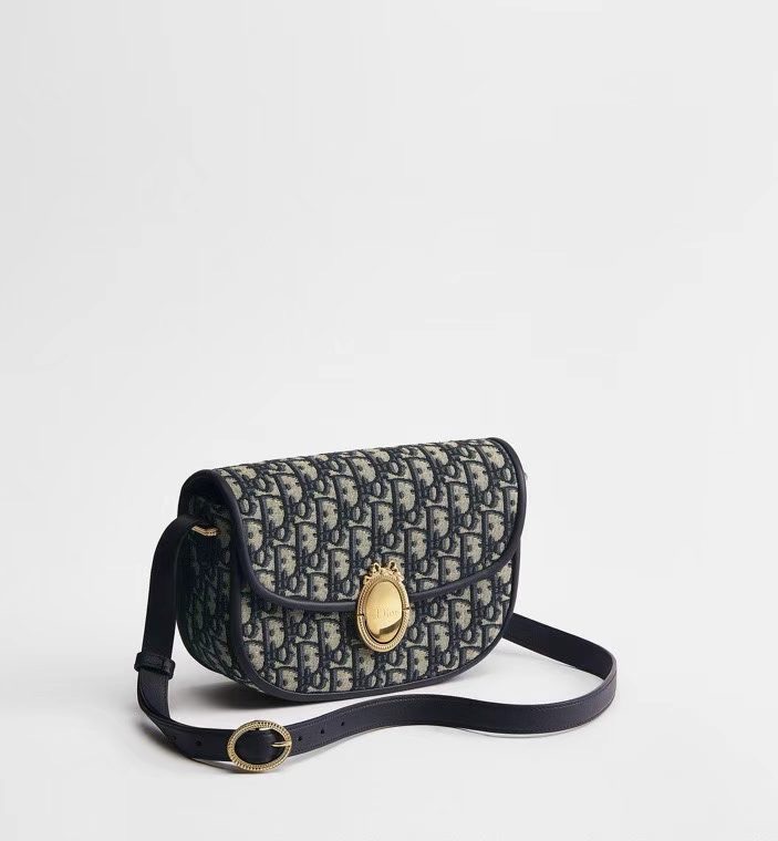 NO:855149,New 3922 blue cloth model upper body picture, Dior, dior19860909新款3922蓝布模特上身图,迪奥,dior,Bag