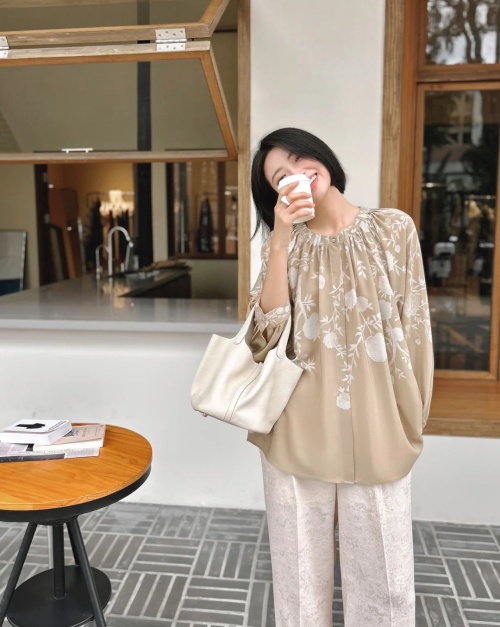 Elegant French Style 100% Silk Blouse with Floral Design - Lantern Sleeves 1 Elegant French Style 100% Silk Blouse with Floral Design - Lantern Sleeves