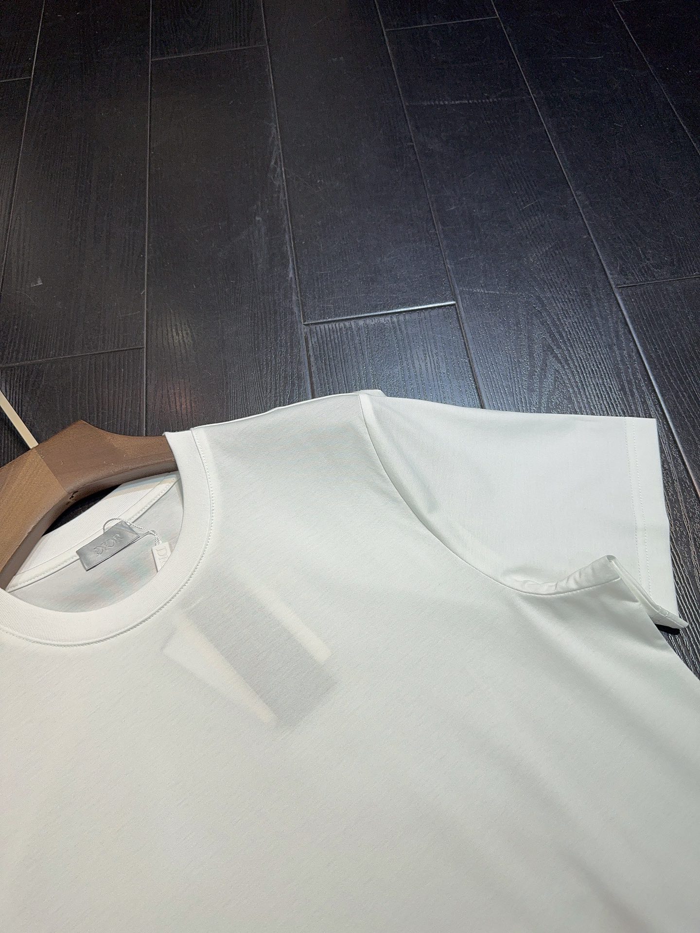 Dior Summer Crew Neck T-Shirt - Lightweight, Breathable, and Durable 4 i1705210614 7017 0