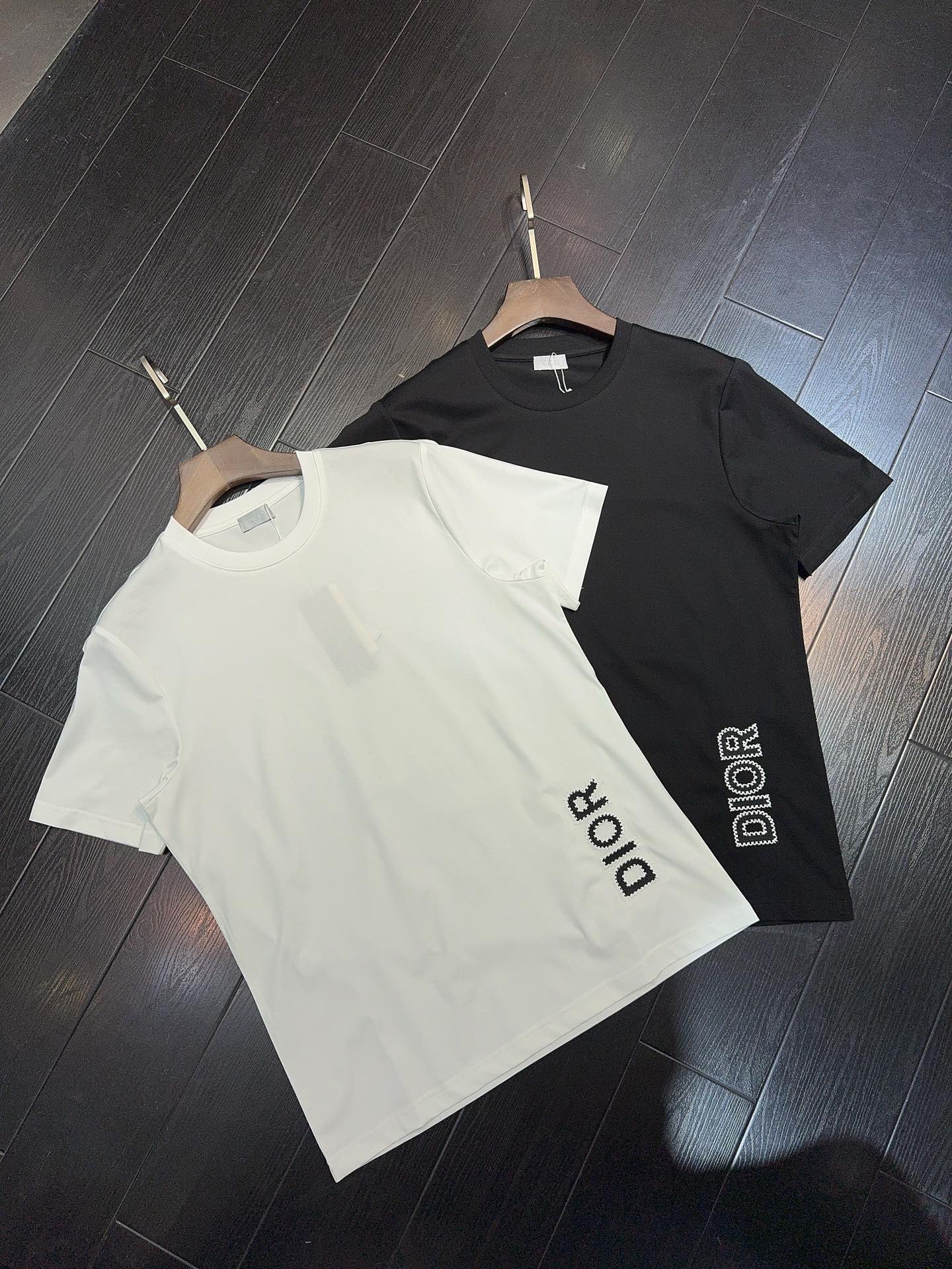 Dior Summer Crew Neck T-Shirt - Lightweight, Breathable, and Durable 9 i1705210615 1255 8