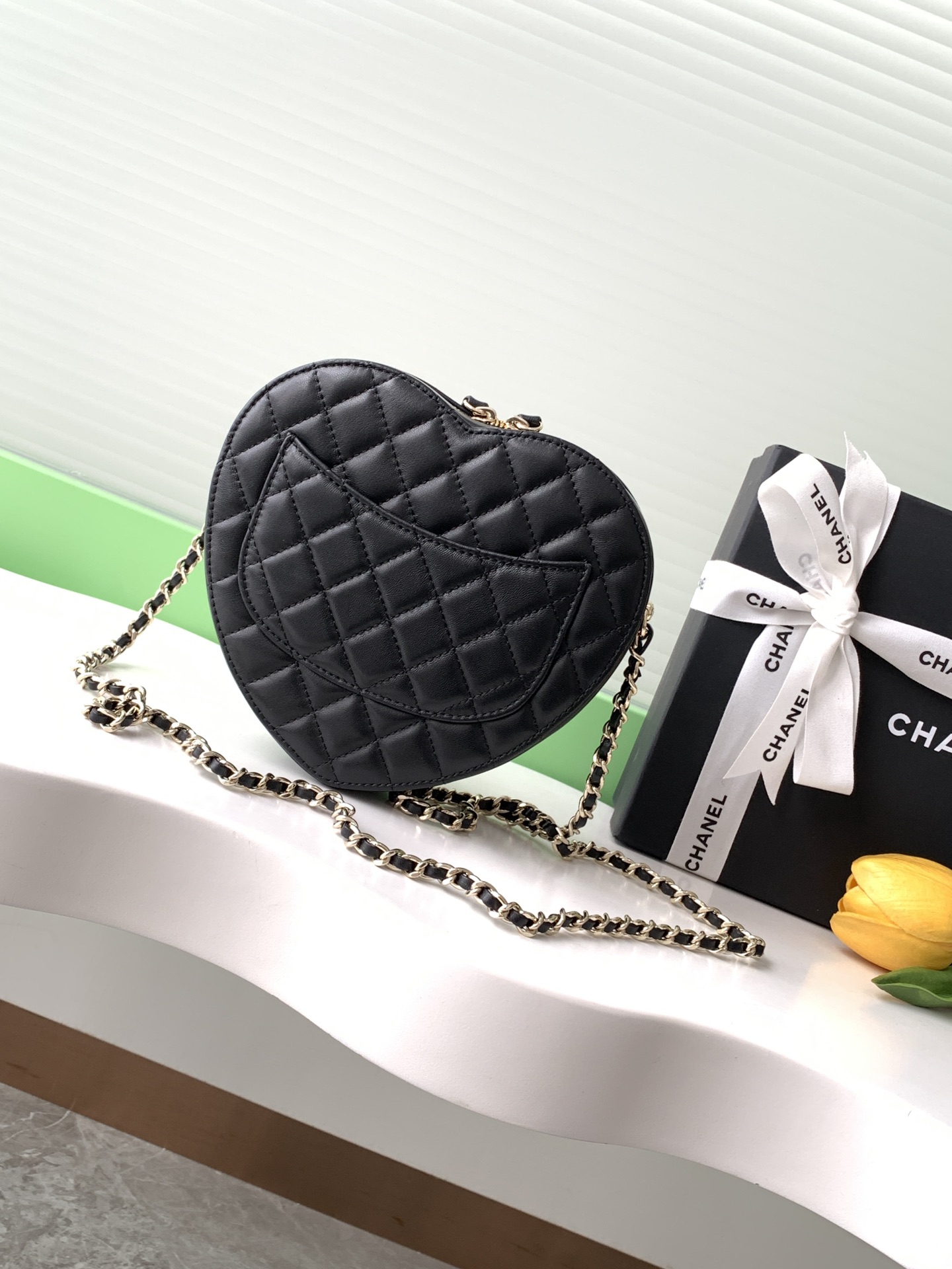 Chanel 22cc Spring Summer Heart Shape Black Quilted Leather Shoulder Bag 3 i1734243785 6091 1