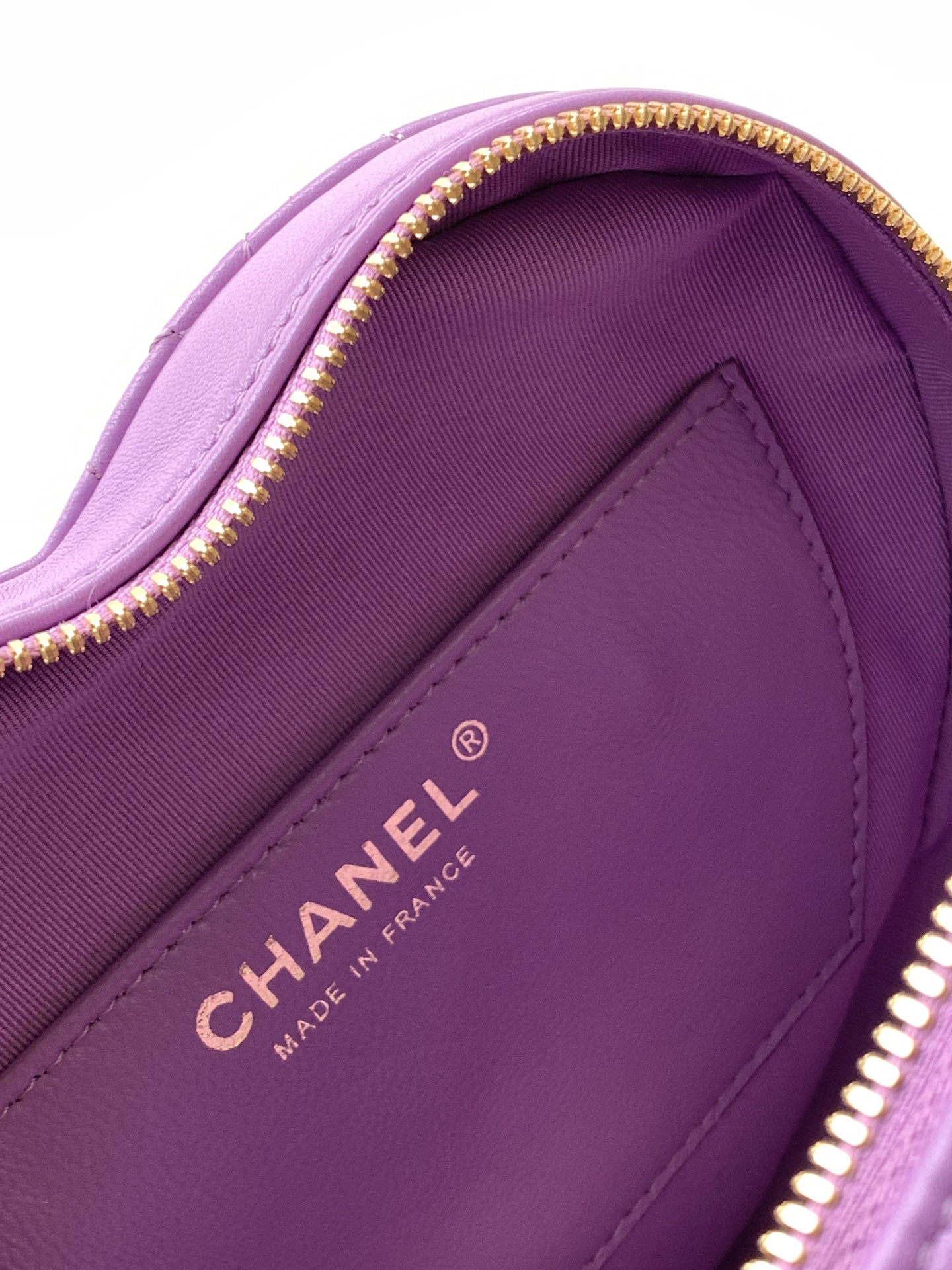 Chanel 22cc Spring/Summer Heart Bag, AS3191, 18x16.5x6.5cm, Purple 9 i1734243869 3154 3