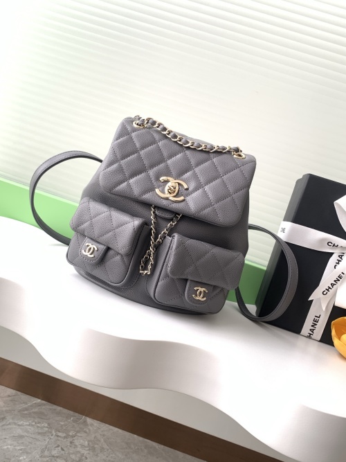 Elegant Caviar Leather Backpack with Chain Accent - Perfect for Daily Use 1 Elegant Caviar Leather Backpack with Chain Accent - Perfect for Daily Use