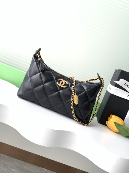 Chanel 25S Black Lambskin Hobo Bag with Gold-Tone Metal Chain AS5528 1 Chanel 25S Black Lambskin Hobo Bag with Gold-Tone Metal Chain AS5528