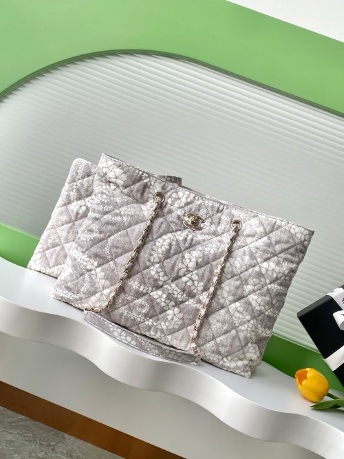Chanel Gray Floral Print Quilted Beach Bag | Spacious Designer Tote Bag 1 Chanel Gray Floral Print Quilted Beach Bag | Spacious Designer Tote Bag