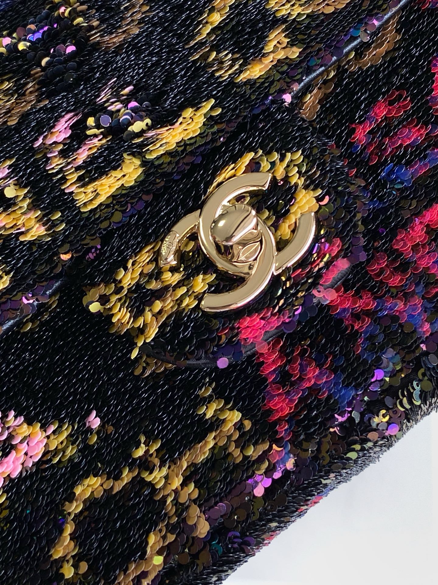 Chanel Style Black Bag style reference detail image 5 from source 785885