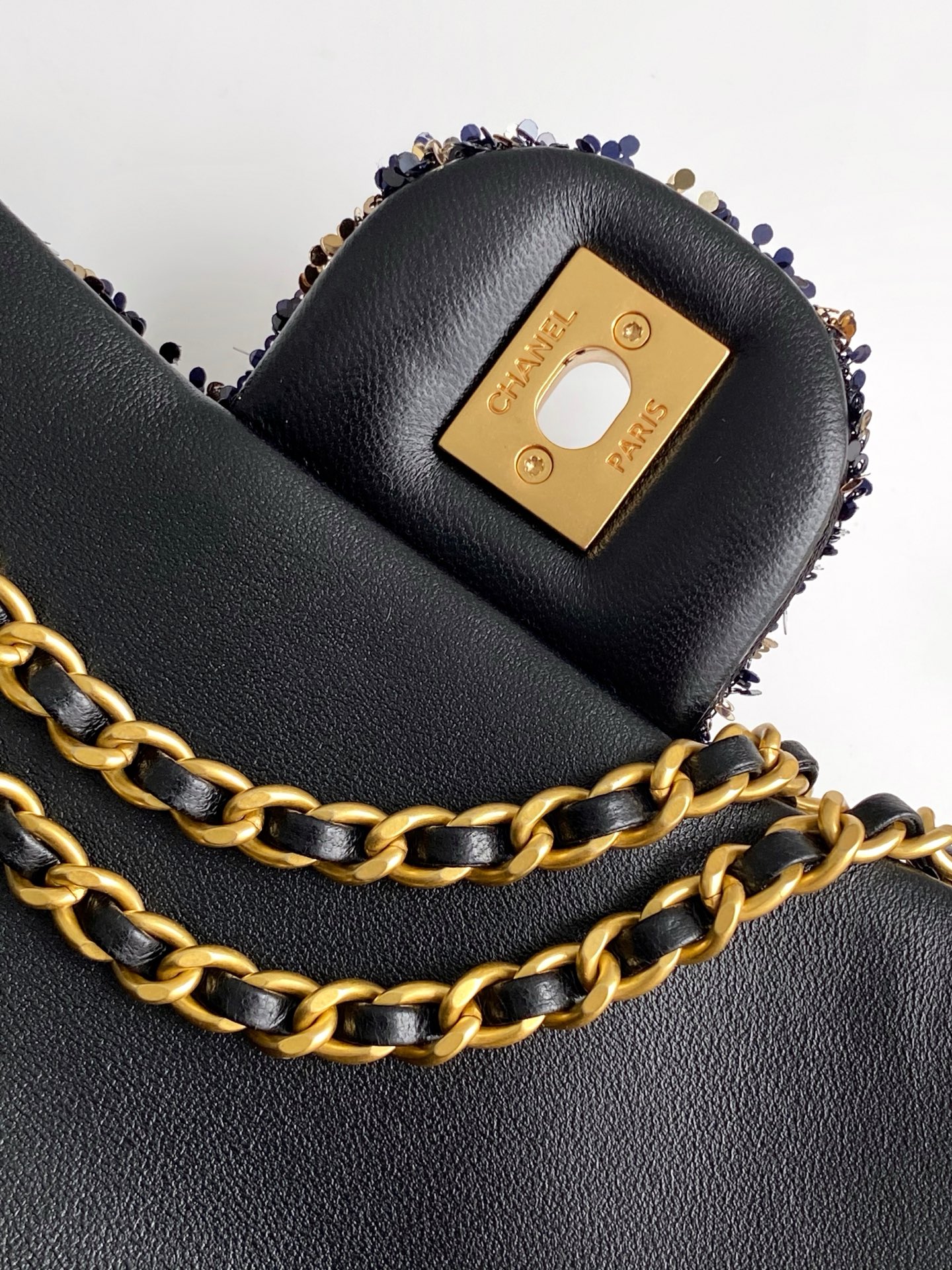 Chanel Style Black Bag style reference detail image 7 from source 785845