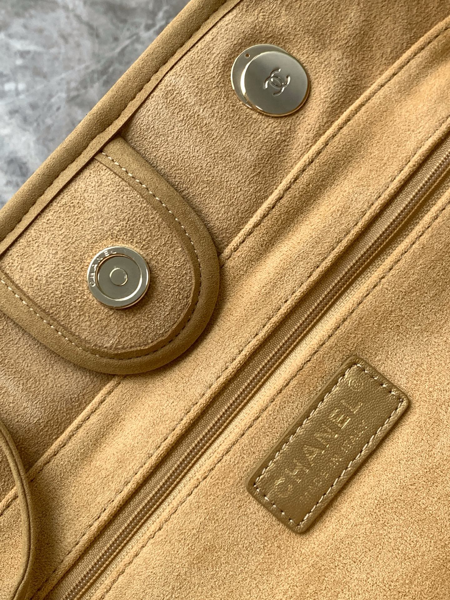 Chanel Style Tote Bag style reference detail image 9 from source 785886