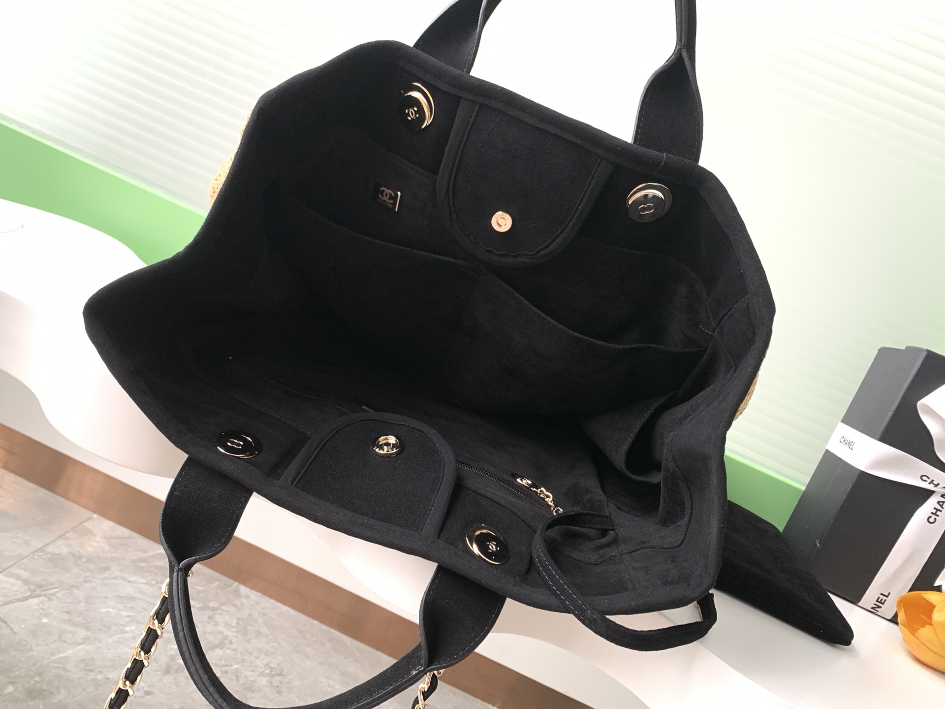 Chanel Style Tote Bag style reference detail image 8 from source 785877