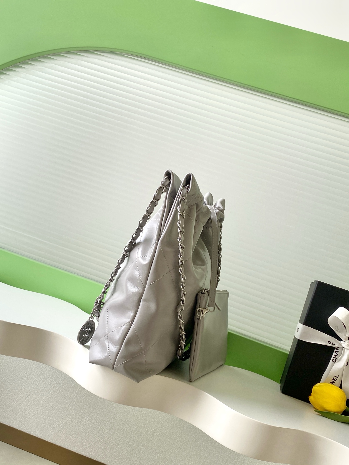 Chanel 22 Light Gray large everyday