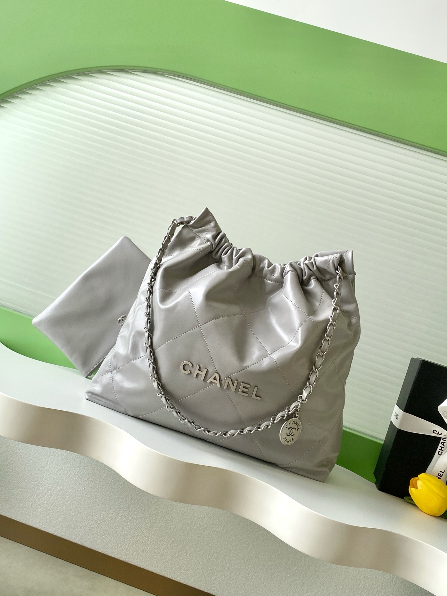 Chanel 22 Light Gray shoulder everyday