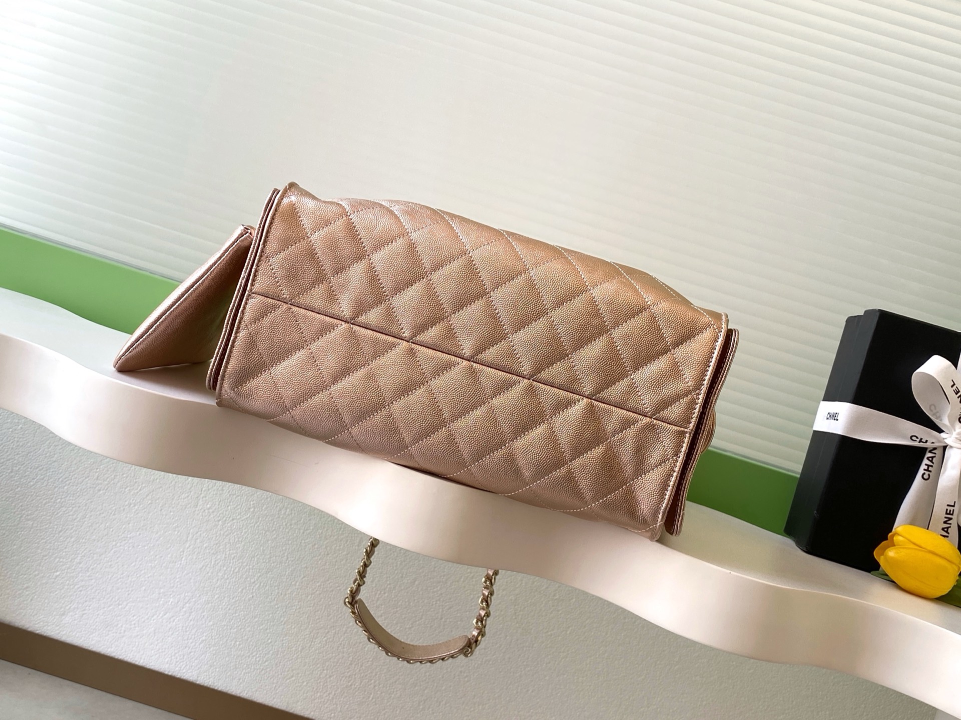 Sac Chanel sac en cuir motif boule — photo 4