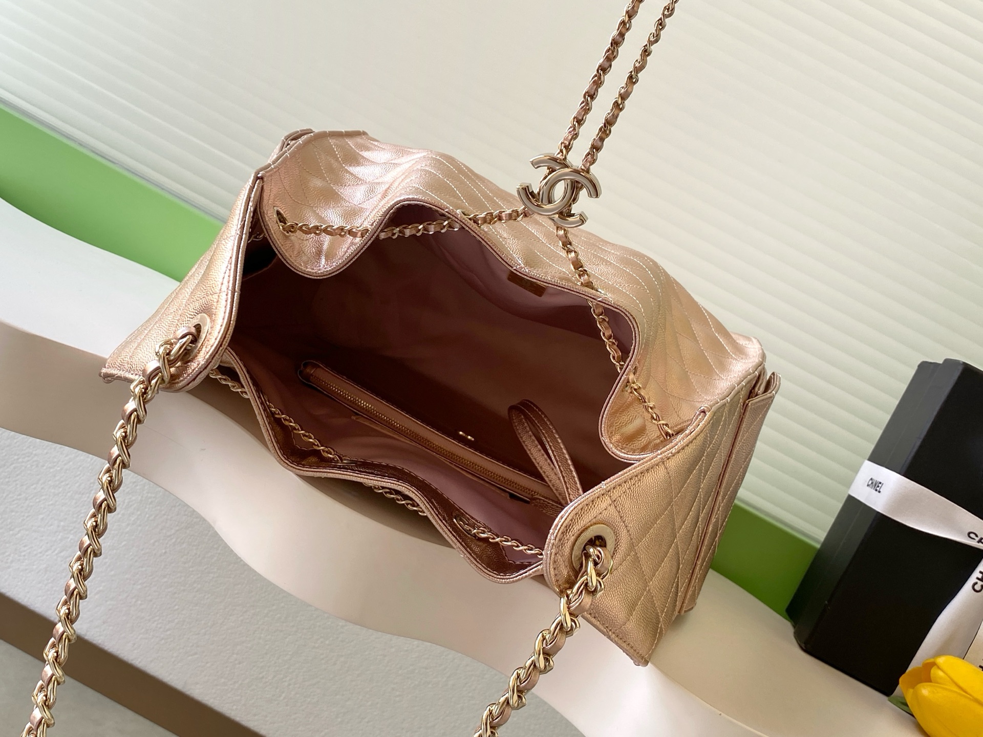 Sac Chanel sac en cuir motif boule — photo 8