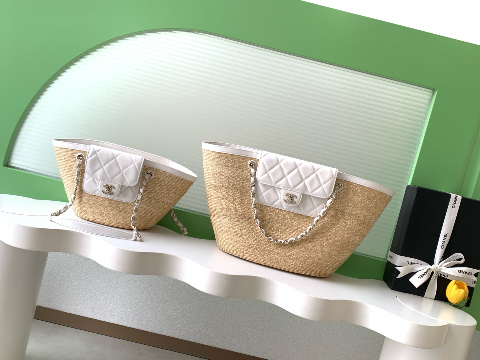 Chanel Beige raffia with white leather shoulder tote everyday