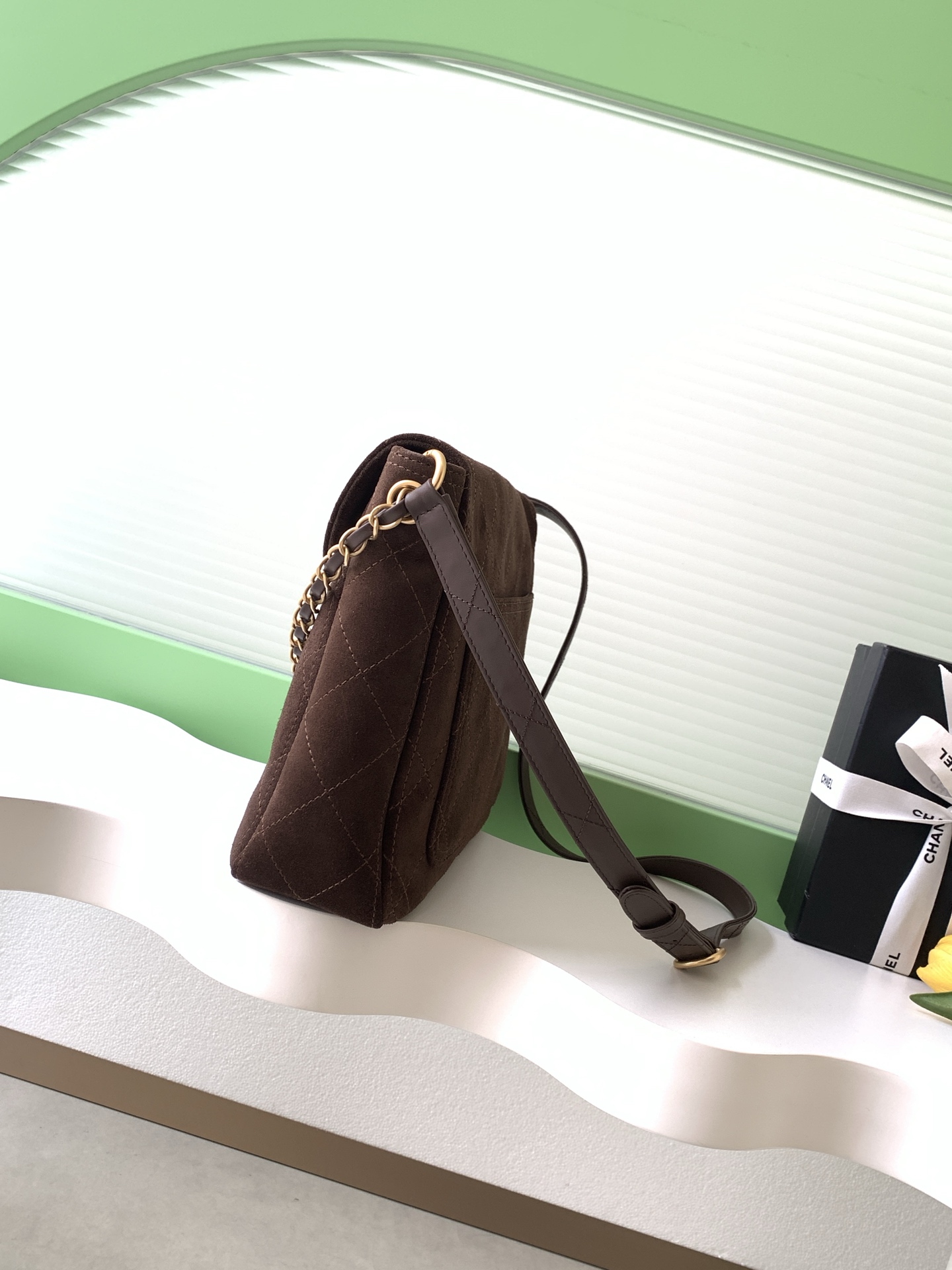 Chanel Brown suede 30cm shoulder everyday