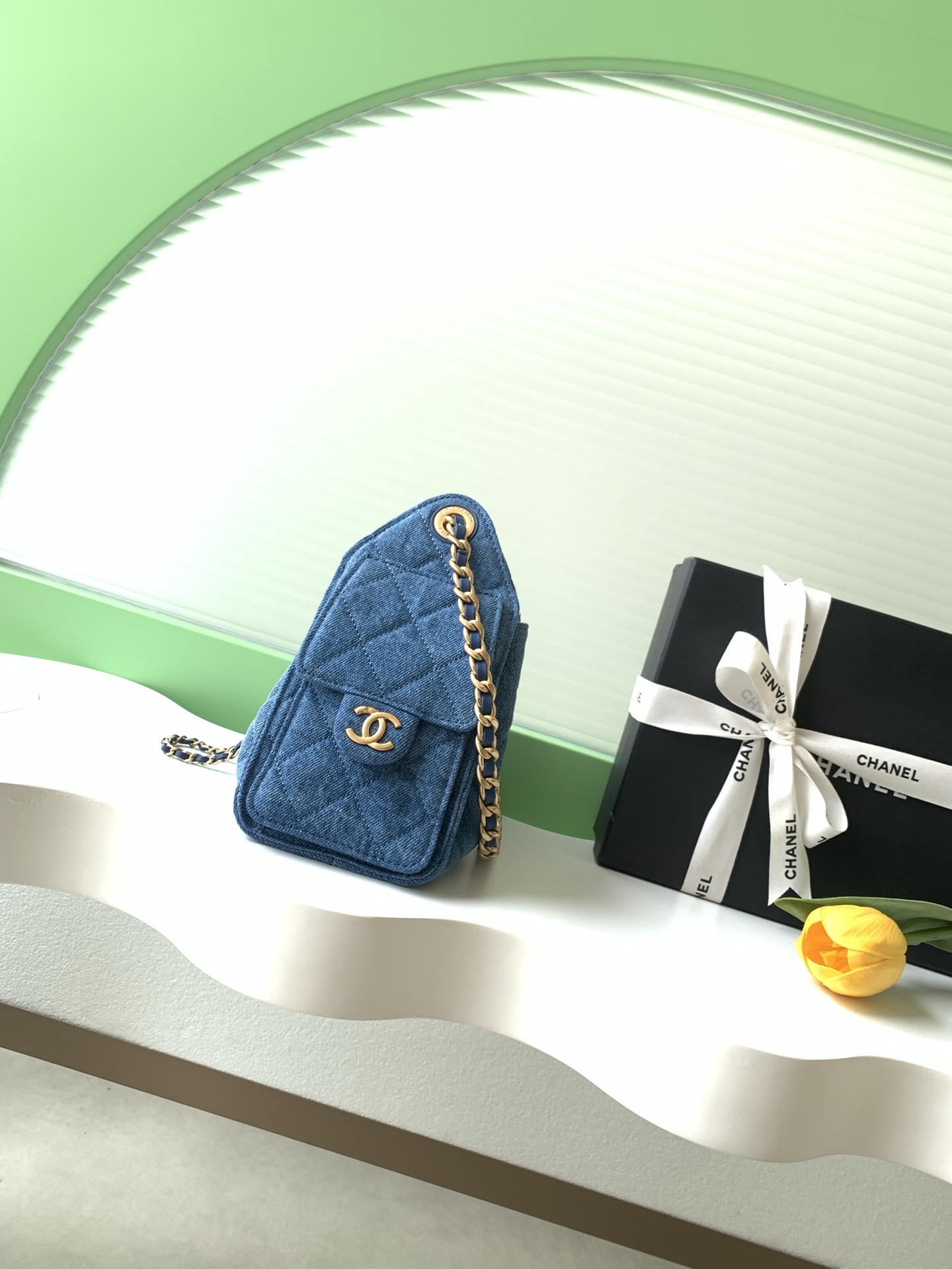 Chanel Style Blue Leather Hobo Bag Lookbook Reference image 2