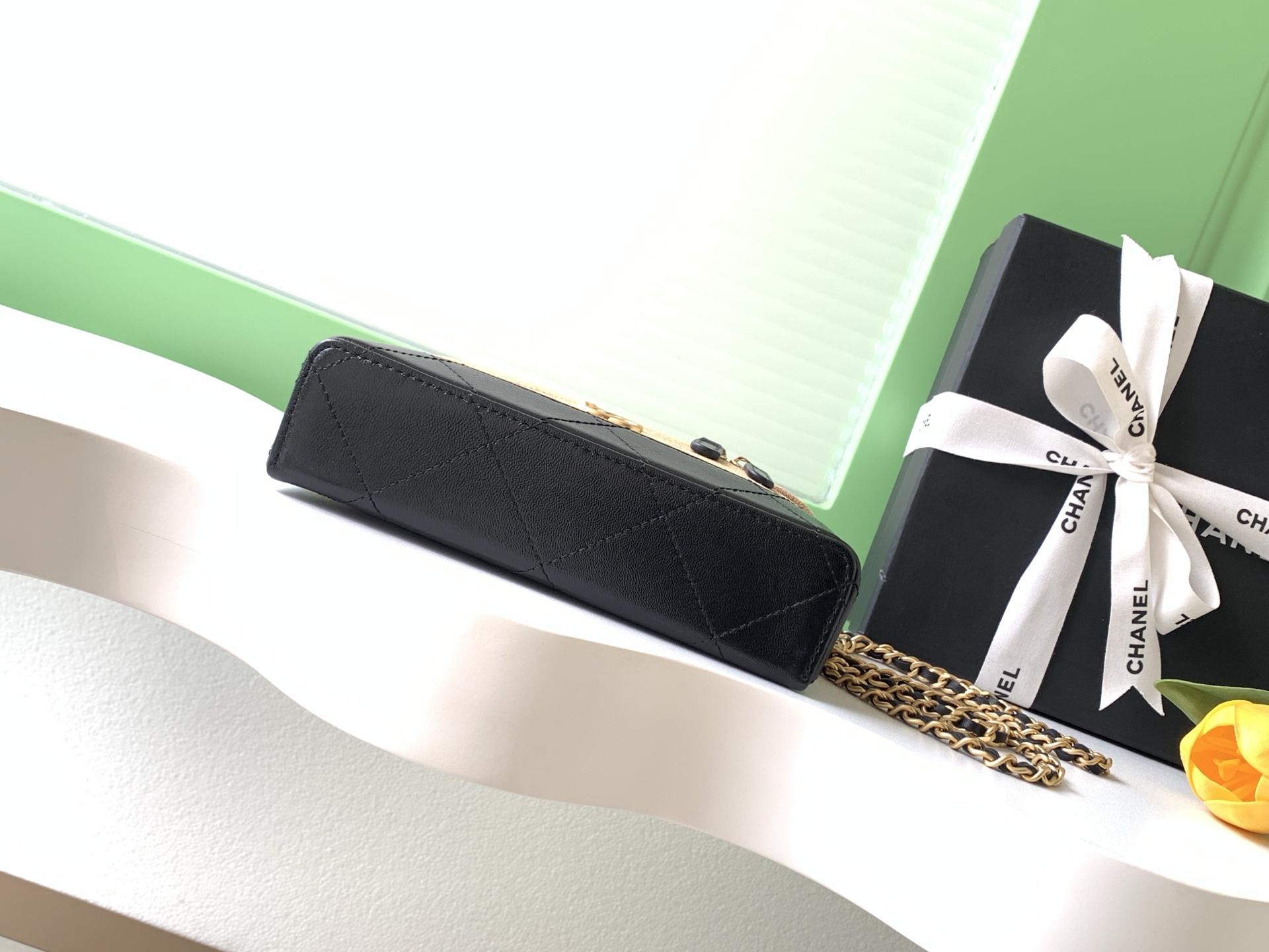 Chanel Style Black Leather Crossbody Bag style reference detail image 4 from source 770371