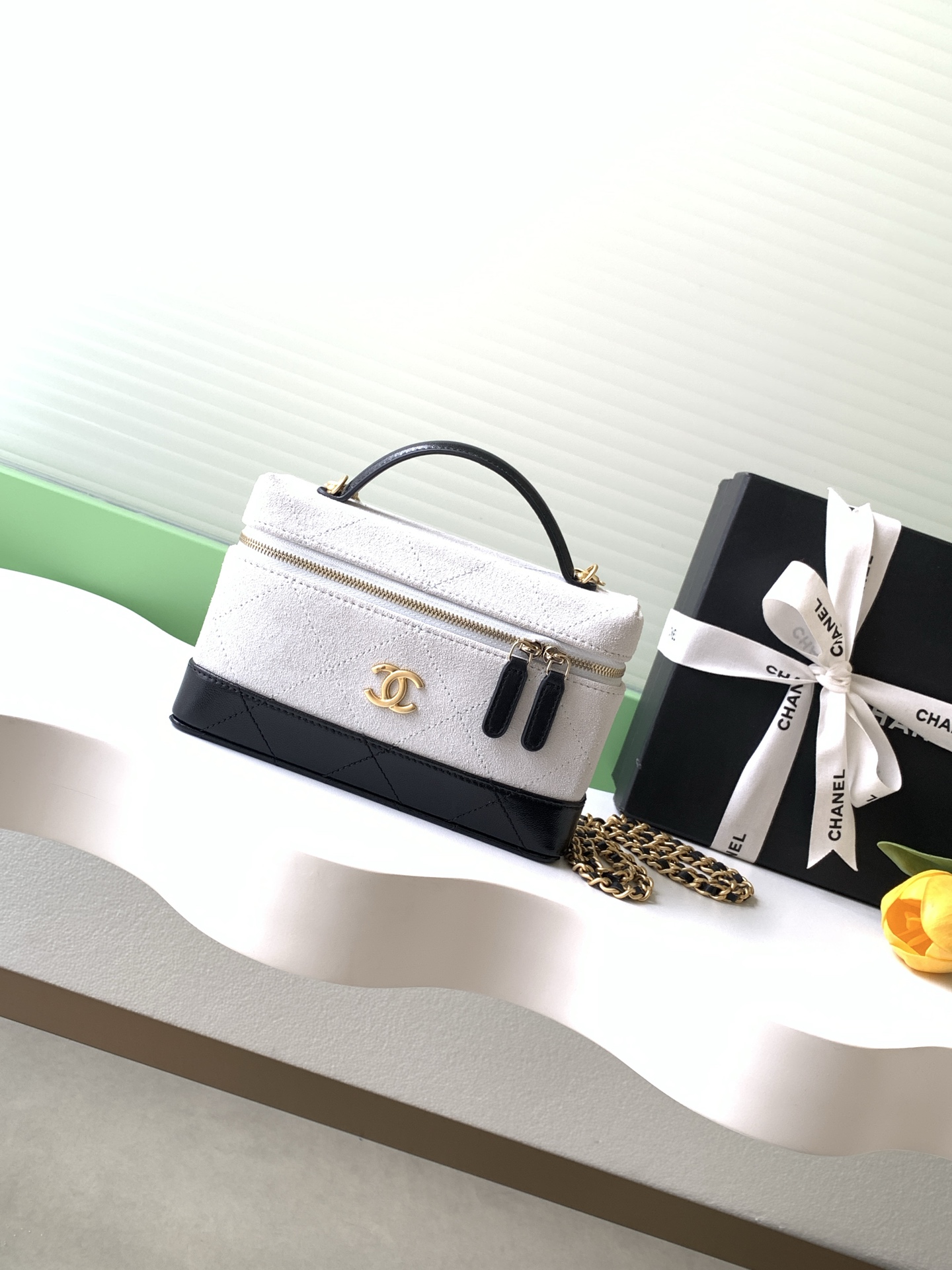 Chanel Style Black Leather Crossbody Bag Lookbook Reference image 1