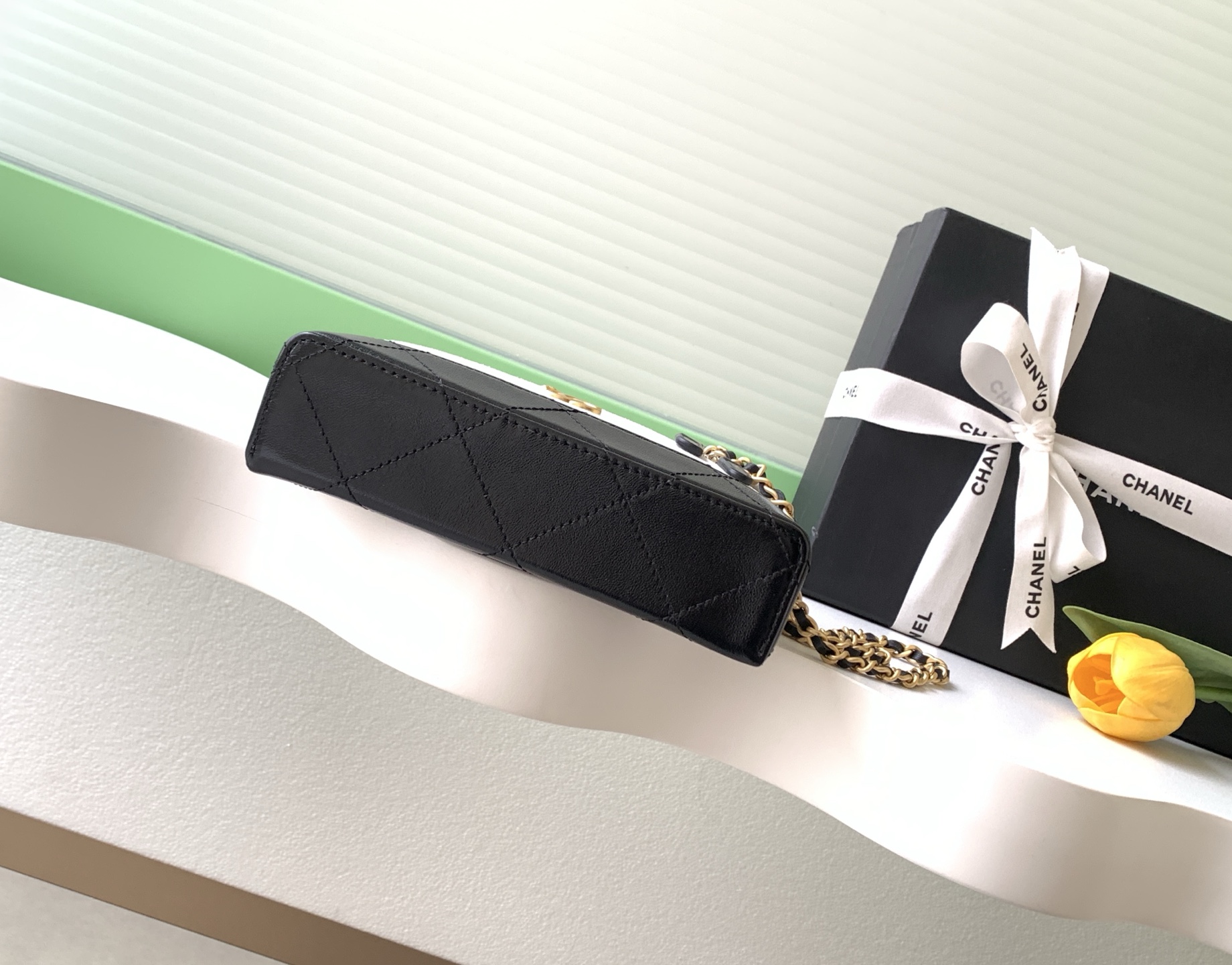 Chanel Style Black Leather Crossbody Bag style reference detail image 4 from source 770372