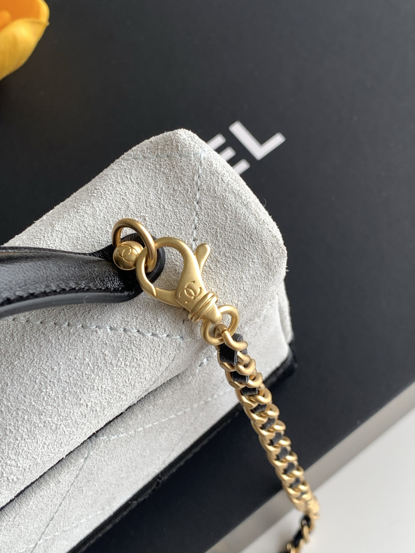 Chanel Style Black Leather Crossbody Bag style reference detail image 6 from source 770372