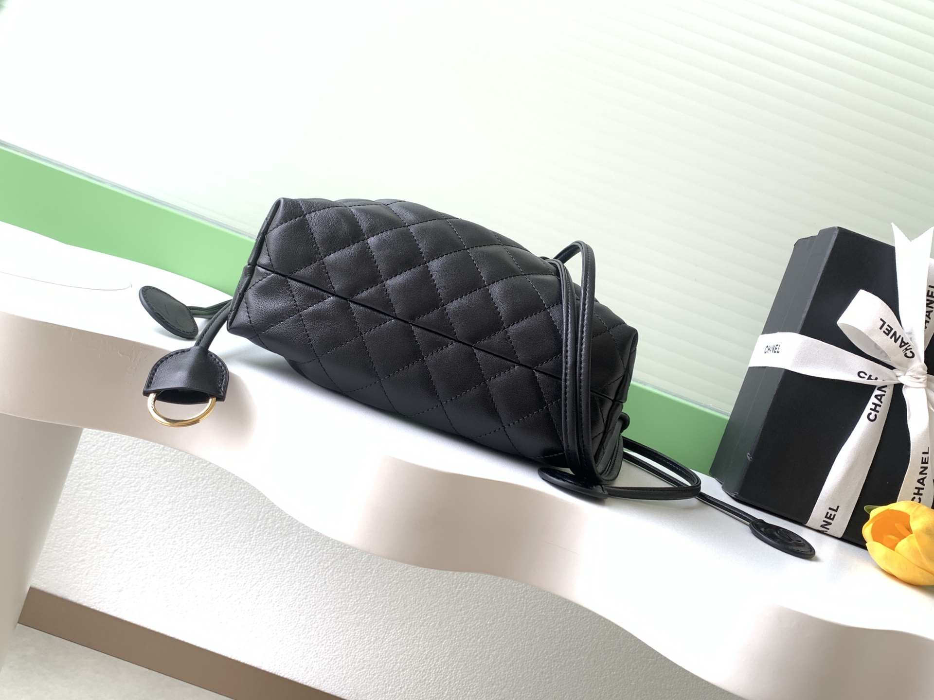 Chanel Style Leather Crossbody Bag style reference detail image 4 from source 770380
