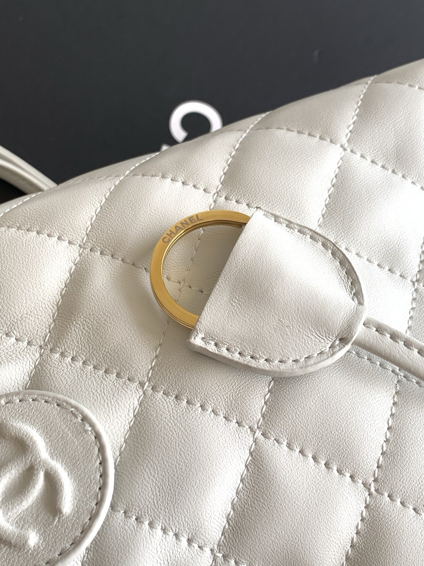 Chanel Style Leather Crossbody Bag style reference detail image 6 from source 770379