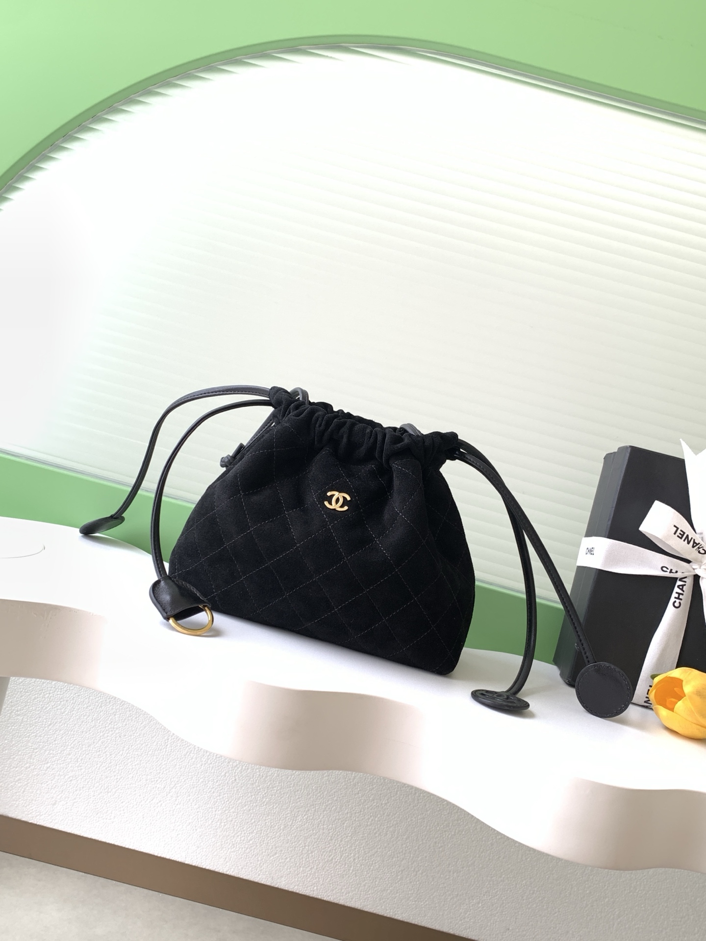 Chanel Style Leather Crossbody Bag Lookbook Reference image 1