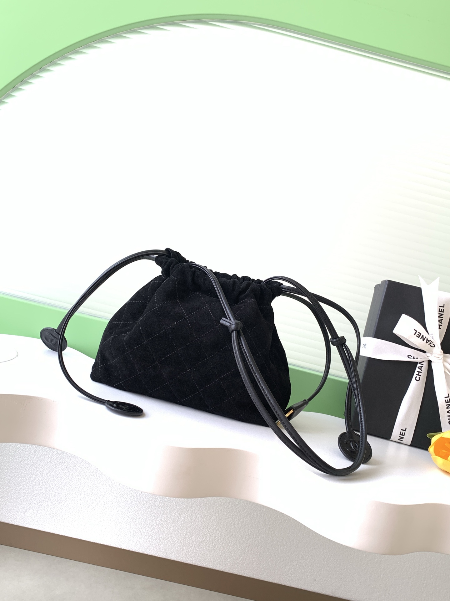 Chanel Style Leather Crossbody Bag style reference detail image 3 from source 770375