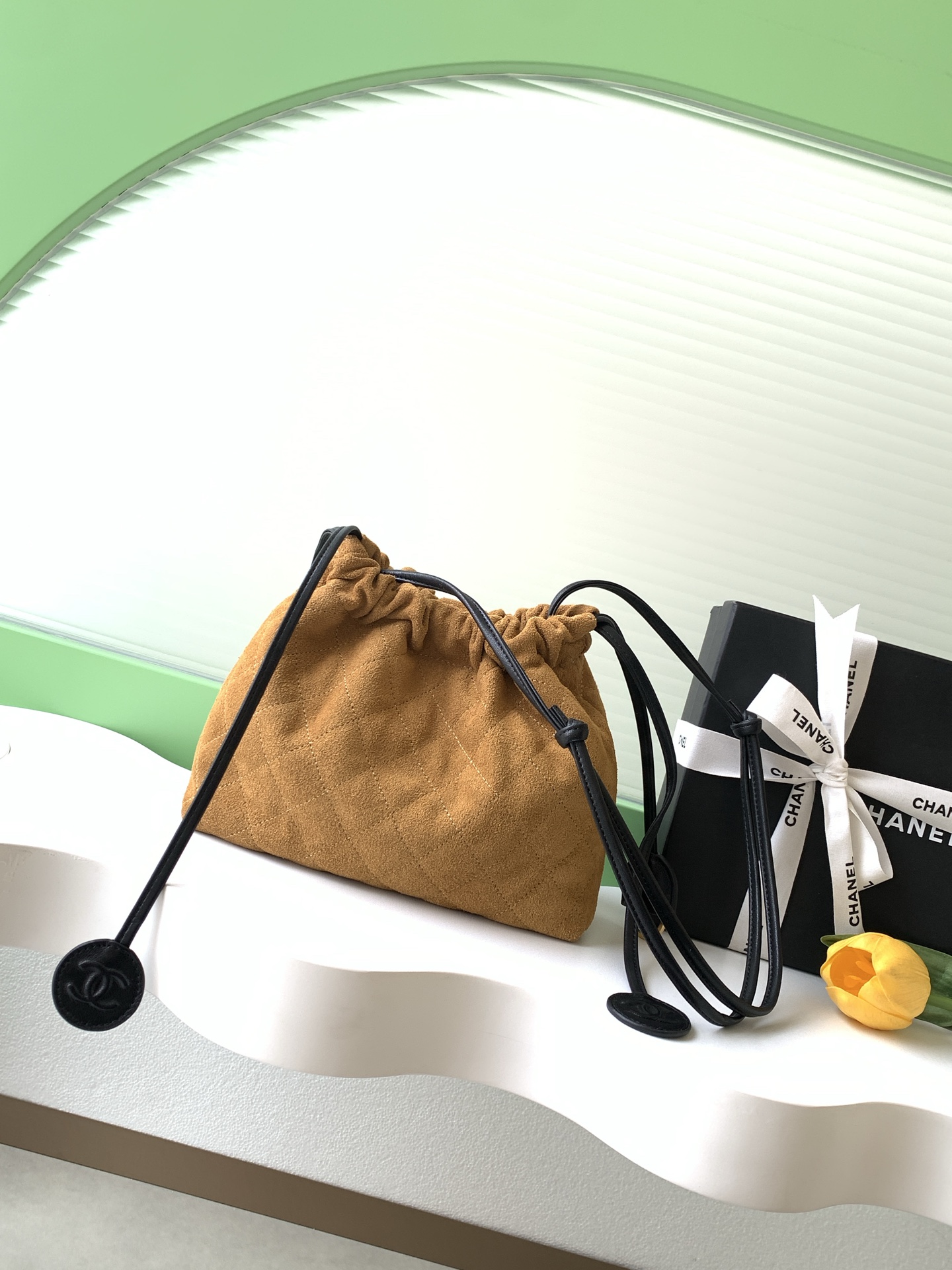 Chanel Style Leather Crossbody Bag style reference detail image 3 from source 770384