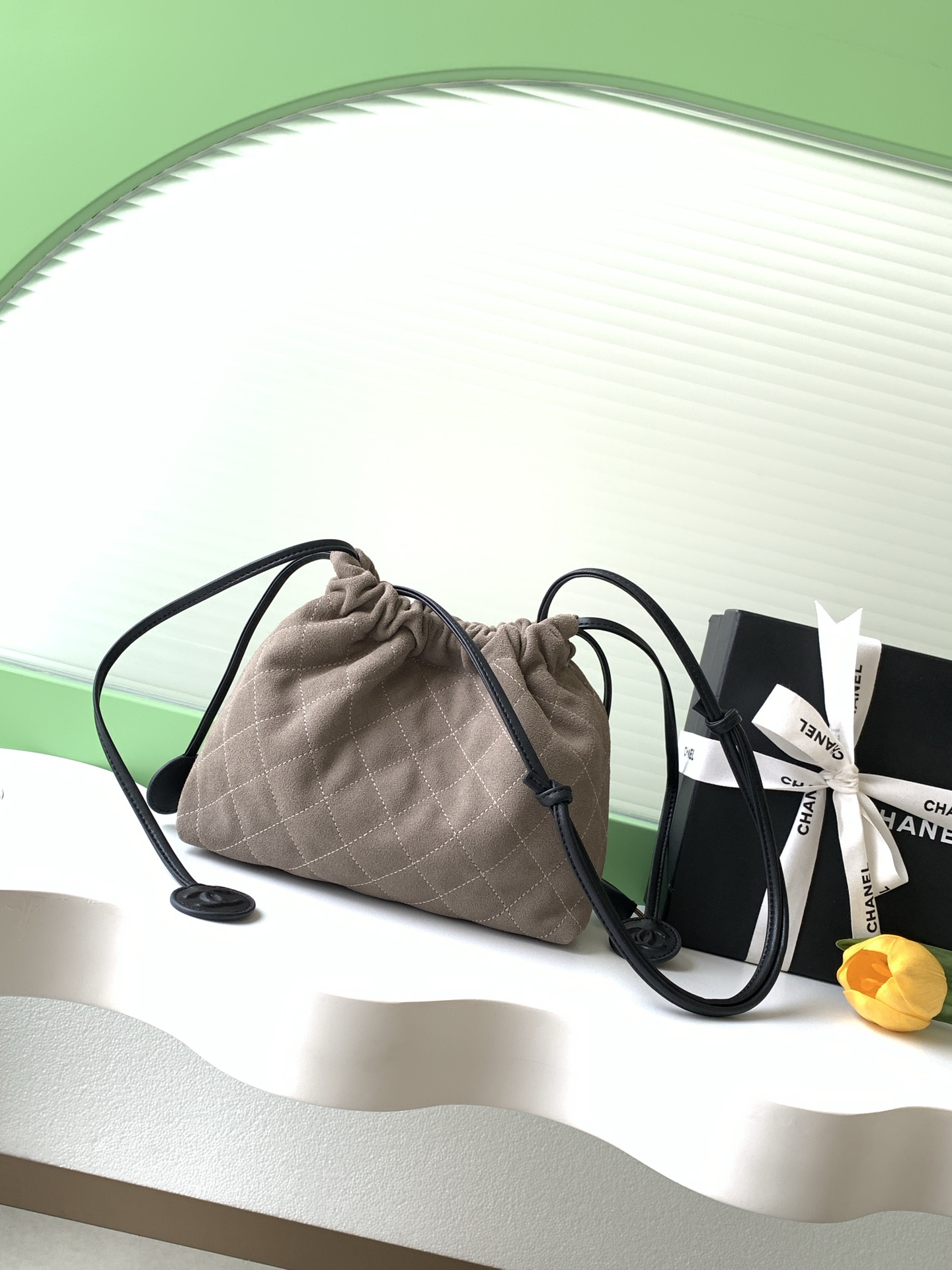 Chanel Style Leather Crossbody Bag style reference detail image 3 from source 770383
