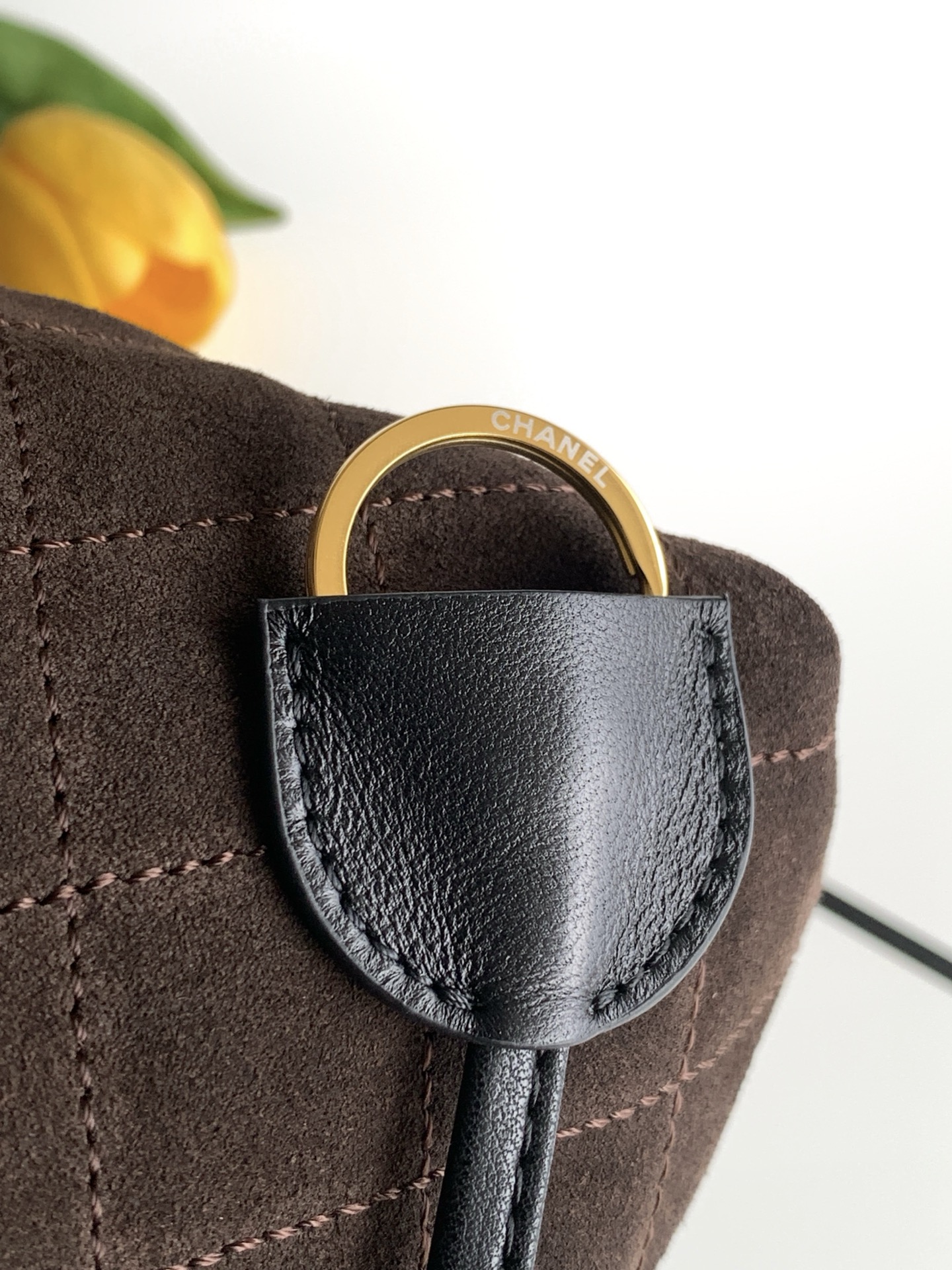 Chanel Style Leather Crossbody Bag style reference detail image 6 from source 770382