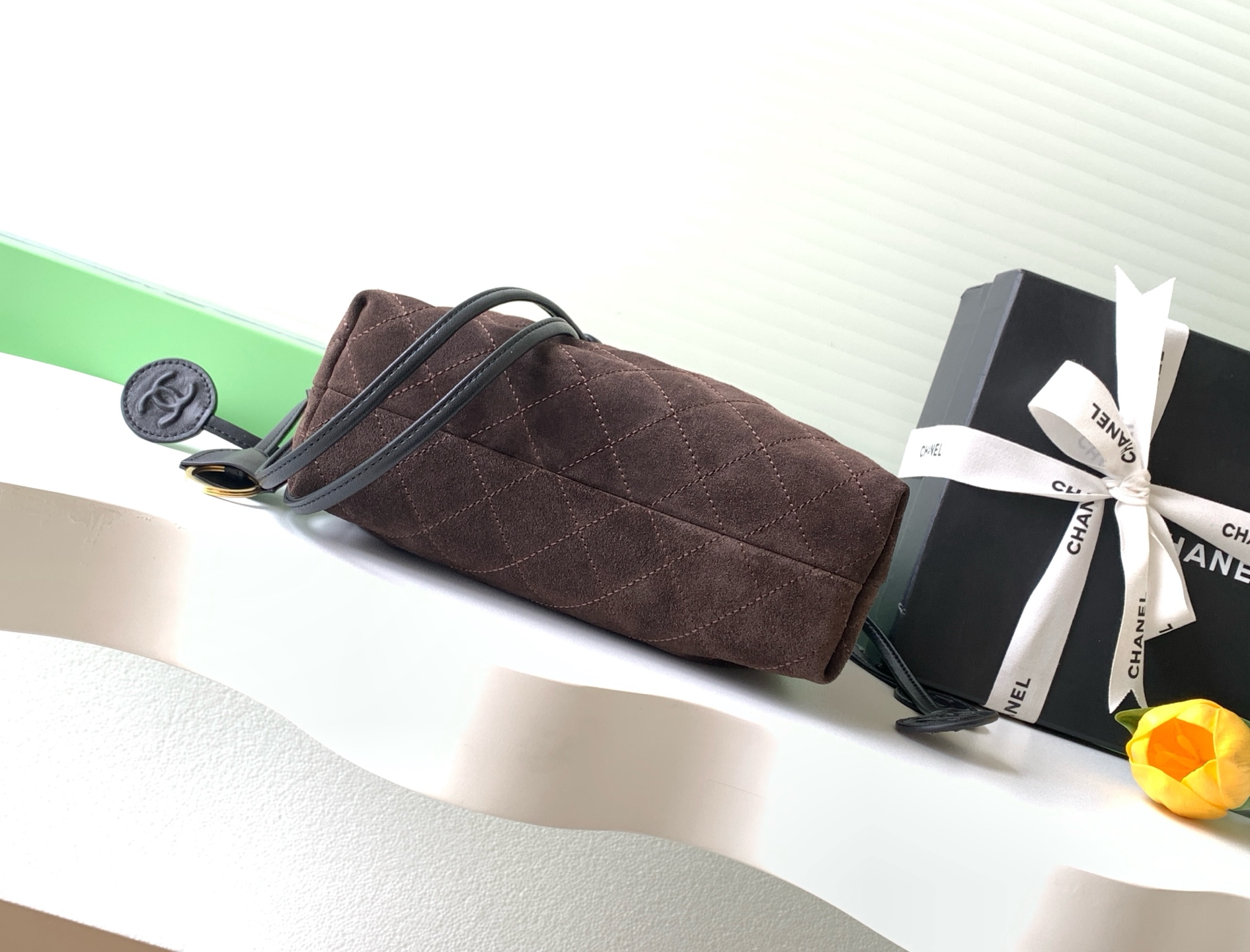 Chanel Style Leather Crossbody Bag style reference detail image 4 from source 770382
