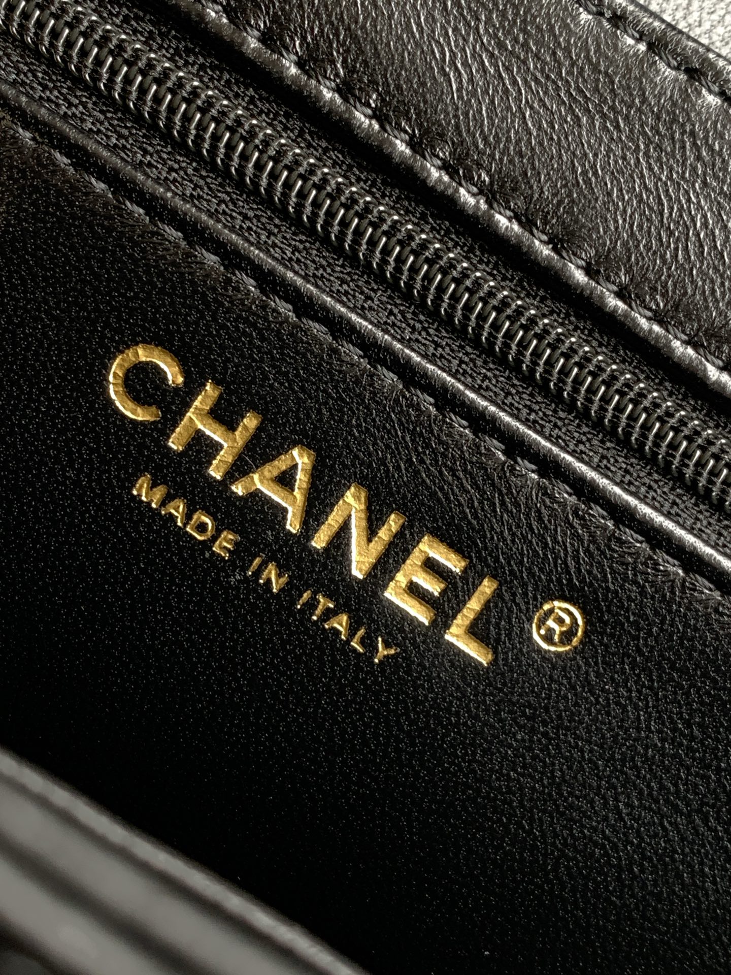 Chanel Style Black Leather Crossbody Bag style reference detail image 9 from source 770387