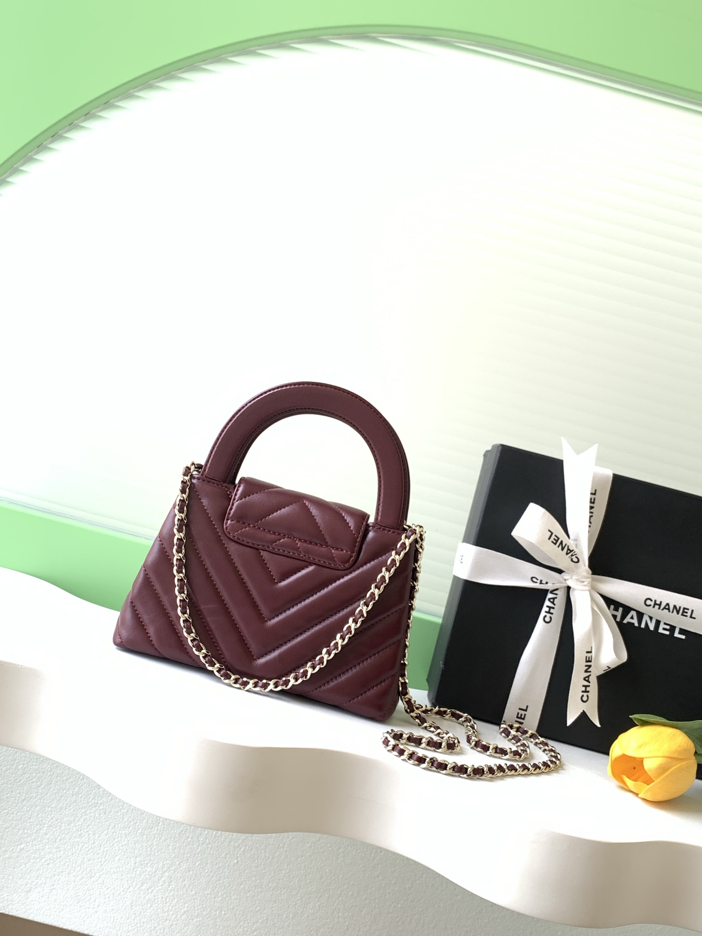 Chanel Style Black Leather Crossbody Bag style reference detail image 3 from source 770386